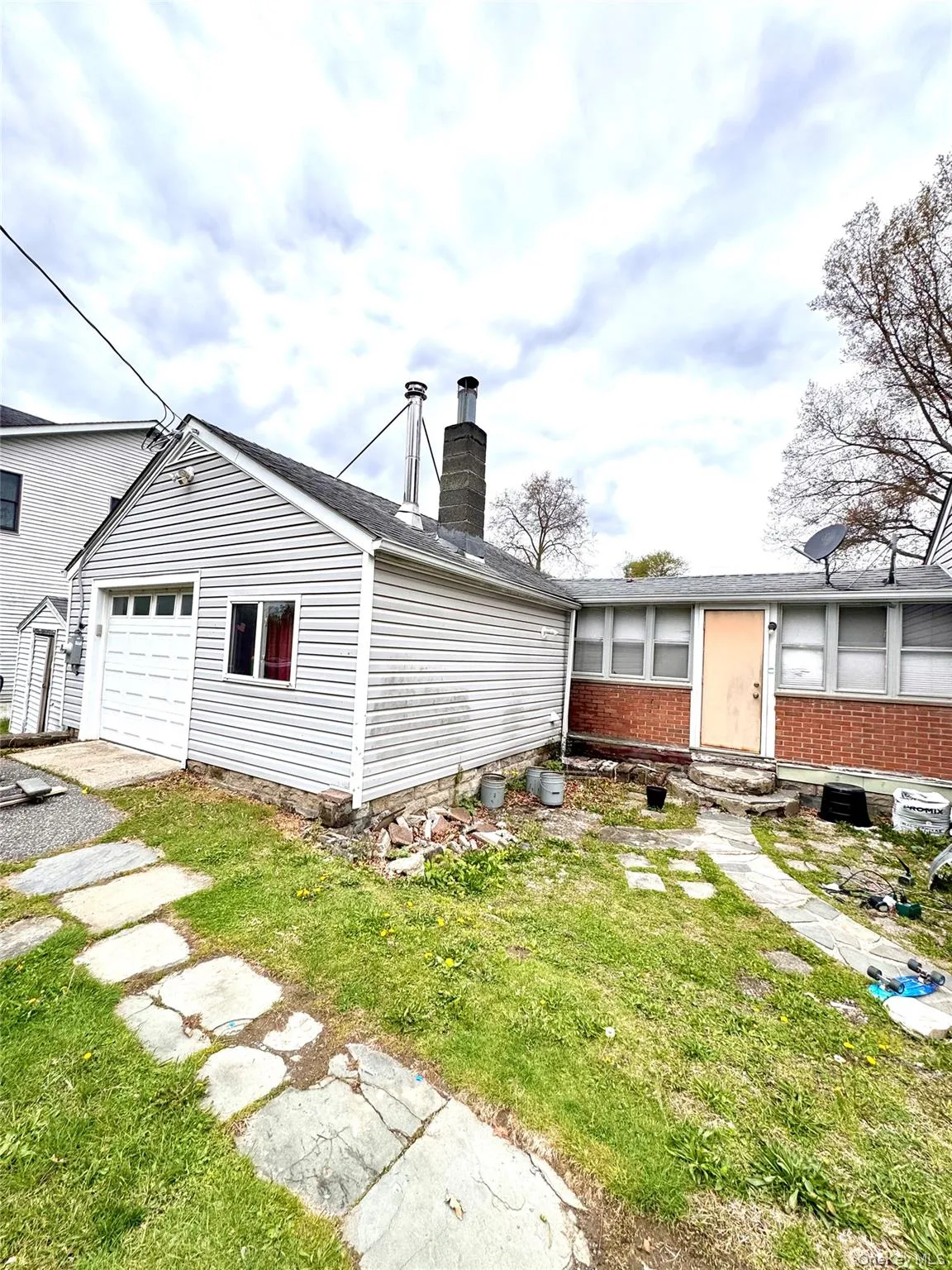 140 Fairfax Avenue, Middletown, NY, 2 Bedrooms Bedrooms, 6 Rooms Rooms,1 BathroomBathrooms,Residential Lease,For Rent,Fairfax,0,993360 140 Fairfax Avenue, Middletown, NY, 2 Bedrooms Bedrooms, 6 Rooms Rooms,1 BathroomBathrooms,Residential Lease,For Rent,Fairfax,0,993360