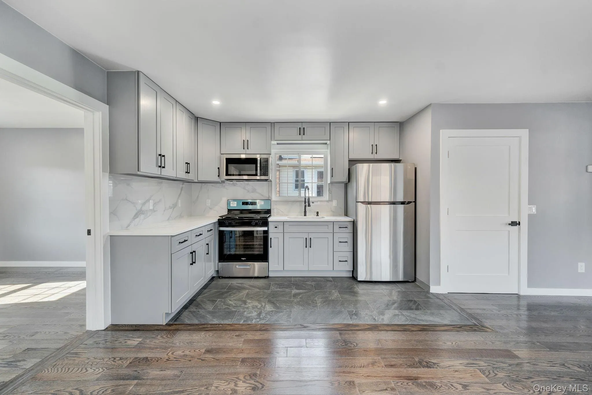 11718 198th Street, New York, NY, 3 Bedrooms Bedrooms, 6 Rooms Rooms,1 BathroomBathrooms,Residential Lease,For Rent,198th,0,993369 11718 198th Street, New York, NY, 3 Bedrooms Bedrooms, 6 Rooms Rooms,1 BathroomBathrooms,Residential Lease,For Rent,198th,0,993369
