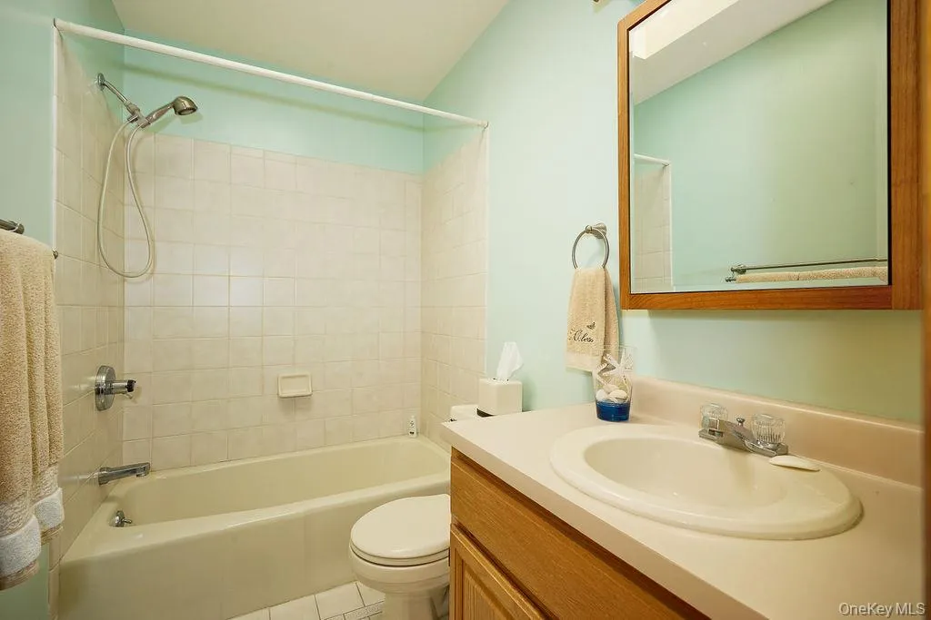 15 Red Hawk Hollow Road, Wappinger, NY, 4 Bedrooms Bedrooms, 9 Rooms Rooms,3 BathroomsBathrooms,Residential,For Rent,Red Hawk Hollow,0,993377 15 Red Hawk Hollow Road, Wappinger, NY, 4 Bedrooms Bedrooms, 9 Rooms Rooms,3 BathroomsBathrooms,Residential,For Rent,Red Hawk Hollow,0,993377