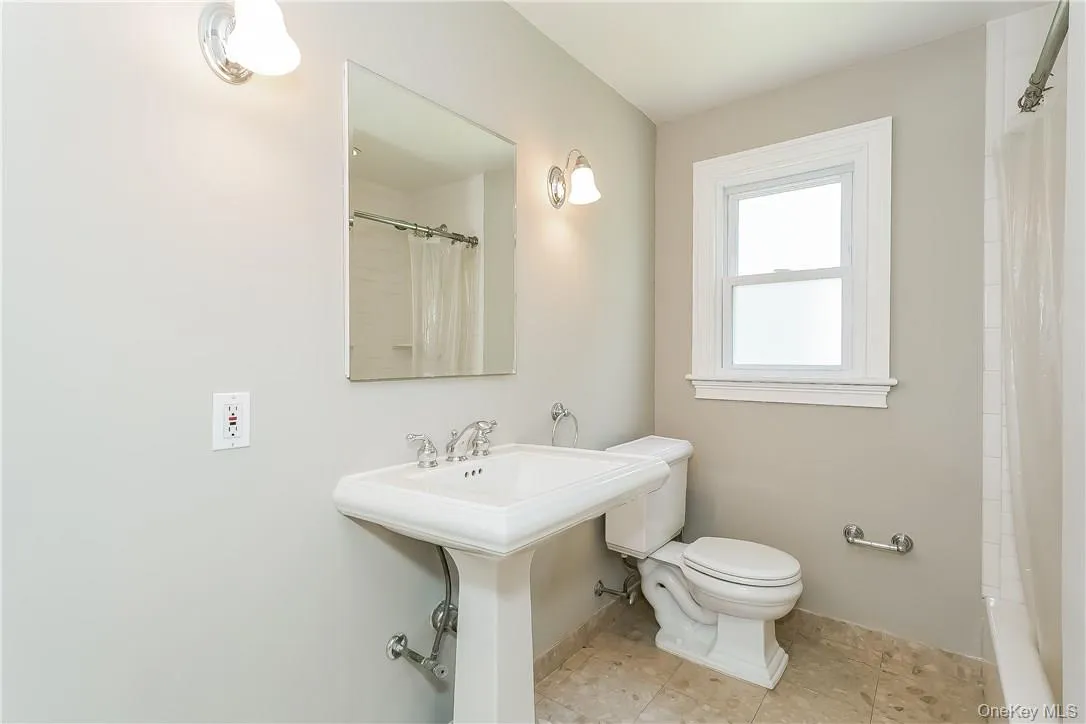 20 Walker Avenue, Rye City, NY, 5 Bedrooms Bedrooms, 10 Rooms Rooms,3 BathroomsBathrooms,Residential Lease,For Rent,Walker,0,993389 20 Walker Avenue, Rye City, NY, 5 Bedrooms Bedrooms, 10 Rooms Rooms,3 BathroomsBathrooms,Residential Lease,For Rent,Walker,0,993389