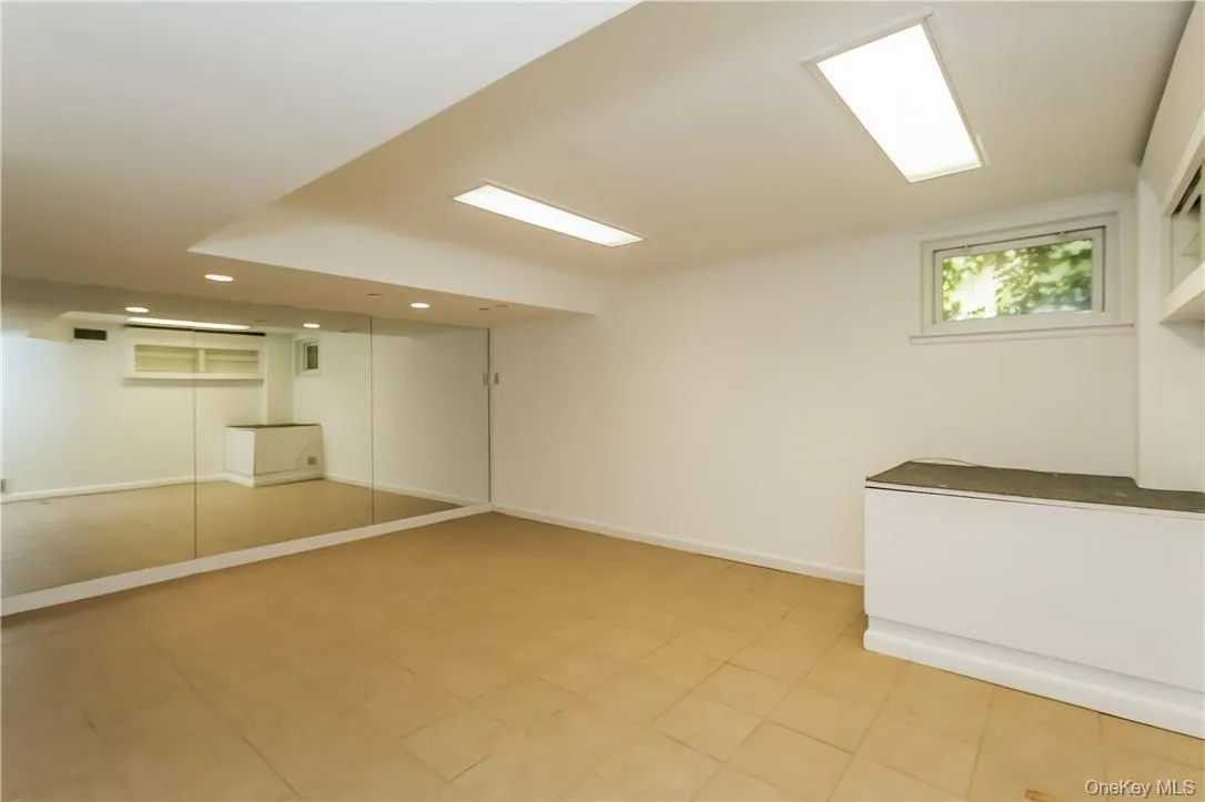 20 Walker Avenue, Rye City, NY, 5 Bedrooms Bedrooms, 10 Rooms Rooms,3 BathroomsBathrooms,Residential Lease,For Rent,Walker,0,993389 20 Walker Avenue, Rye City, NY, 5 Bedrooms Bedrooms, 10 Rooms Rooms,3 BathroomsBathrooms,Residential Lease,For Rent,Walker,0,993389