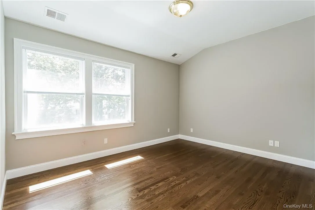 20 Walker Avenue, Rye City, NY, 5 Bedrooms Bedrooms, 10 Rooms Rooms,3 BathroomsBathrooms,Residential Lease,For Rent,Walker,0,993389 20 Walker Avenue, Rye City, NY, 5 Bedrooms Bedrooms, 10 Rooms Rooms,3 BathroomsBathrooms,Residential Lease,For Rent,Walker,0,993389