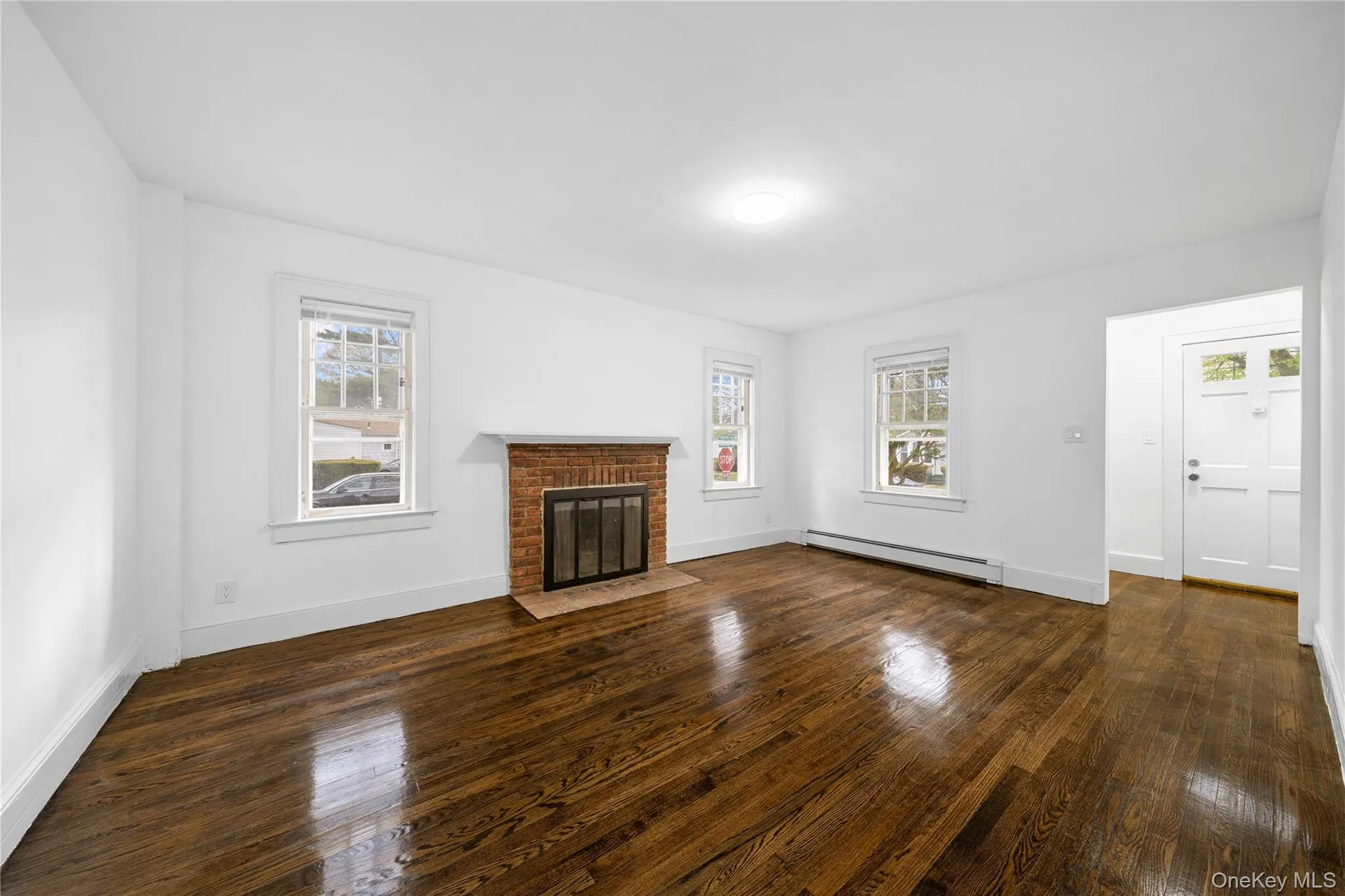 21 Voshage Street, Hempstead, NY, 3 Bedrooms Bedrooms, 6 Rooms Rooms,1 BathroomBathrooms,Residential,For Rent,Voshage,0,993397 21 Voshage Street, Hempstead, NY, 3 Bedrooms Bedrooms, 6 Rooms Rooms,1 BathroomBathrooms,Residential,For Rent,Voshage,0,993397