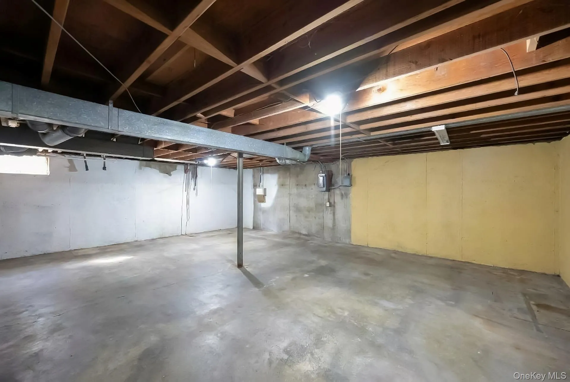729 Ent Avenue, Southampton, NY, 3 Bedrooms Bedrooms, 7 Rooms Rooms,2 BathroomsBathrooms,Residential,For Rent,Ent,0,993400 729 Ent Avenue, Southampton, NY, 3 Bedrooms Bedrooms, 7 Rooms Rooms,2 BathroomsBathrooms,Residential,For Rent,Ent,0,993400