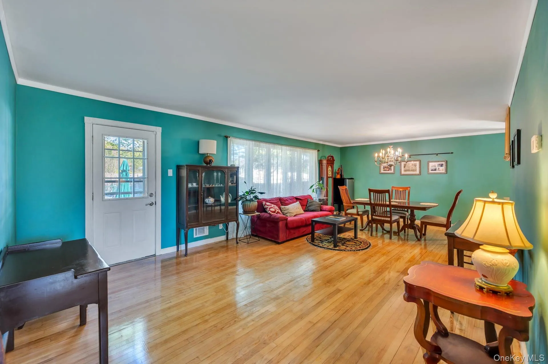 729 Ent Avenue, Southampton, NY, 3 Bedrooms Bedrooms, 7 Rooms Rooms,2 BathroomsBathrooms,Residential,For Rent,Ent,0,993400 729 Ent Avenue, Southampton, NY, 3 Bedrooms Bedrooms, 7 Rooms Rooms,2 BathroomsBathrooms,Residential,For Rent,Ent,0,993400