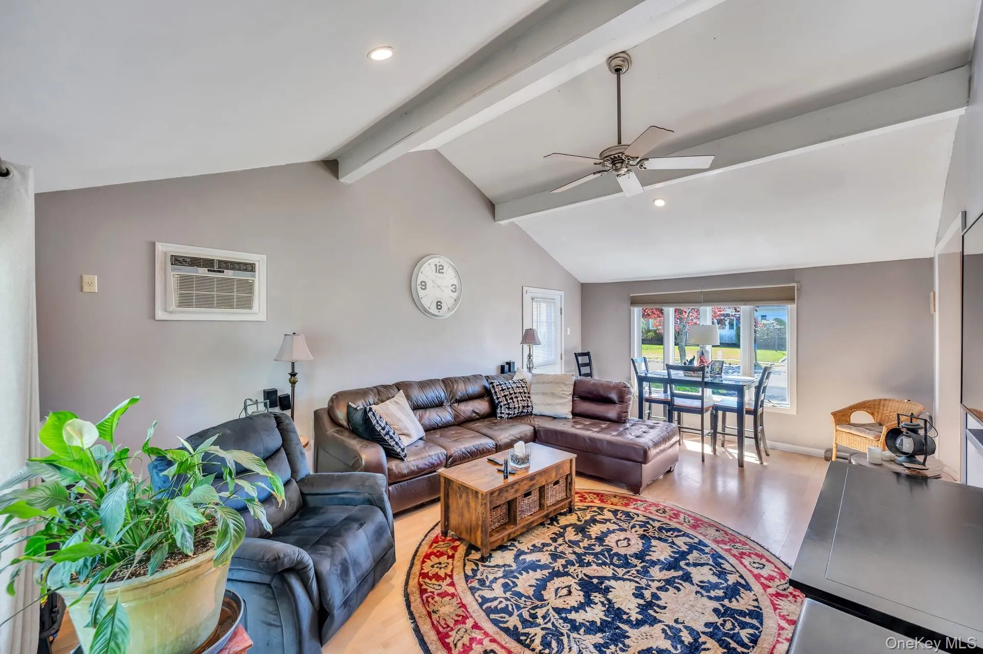 729 Ent Avenue, Southampton, NY, 3 Bedrooms Bedrooms, 7 Rooms Rooms,2 BathroomsBathrooms,Residential,For Rent,Ent,0,993400 729 Ent Avenue, Southampton, NY, 3 Bedrooms Bedrooms, 7 Rooms Rooms,2 BathroomsBathrooms,Residential,For Rent,Ent,0,993400