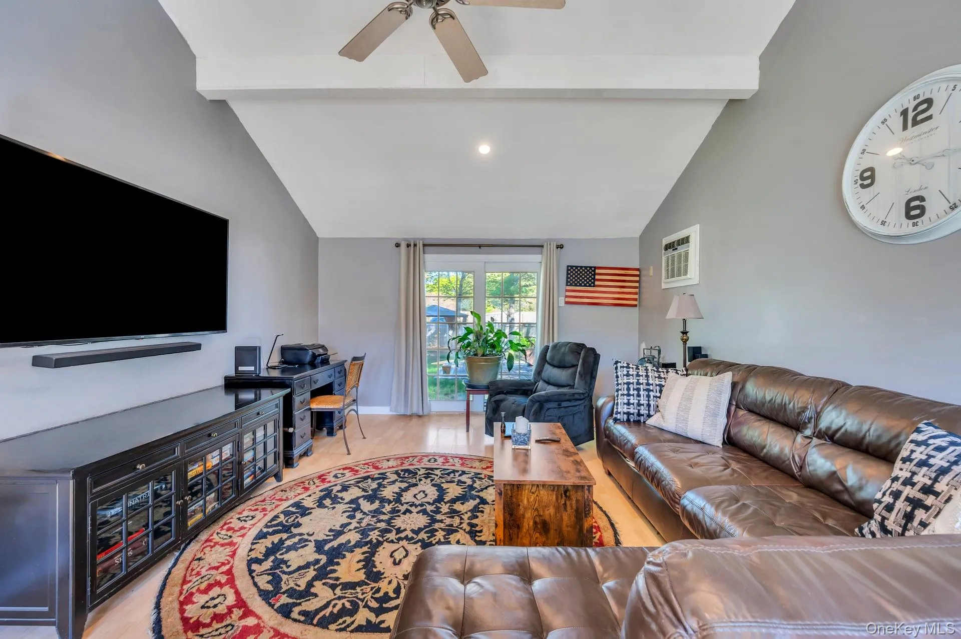 729 Ent Avenue, Southampton, NY, 3 Bedrooms Bedrooms, 7 Rooms Rooms,2 BathroomsBathrooms,Residential,For Rent,Ent,0,993400 729 Ent Avenue, Southampton, NY, 3 Bedrooms Bedrooms, 7 Rooms Rooms,2 BathroomsBathrooms,Residential,For Rent,Ent,0,993400