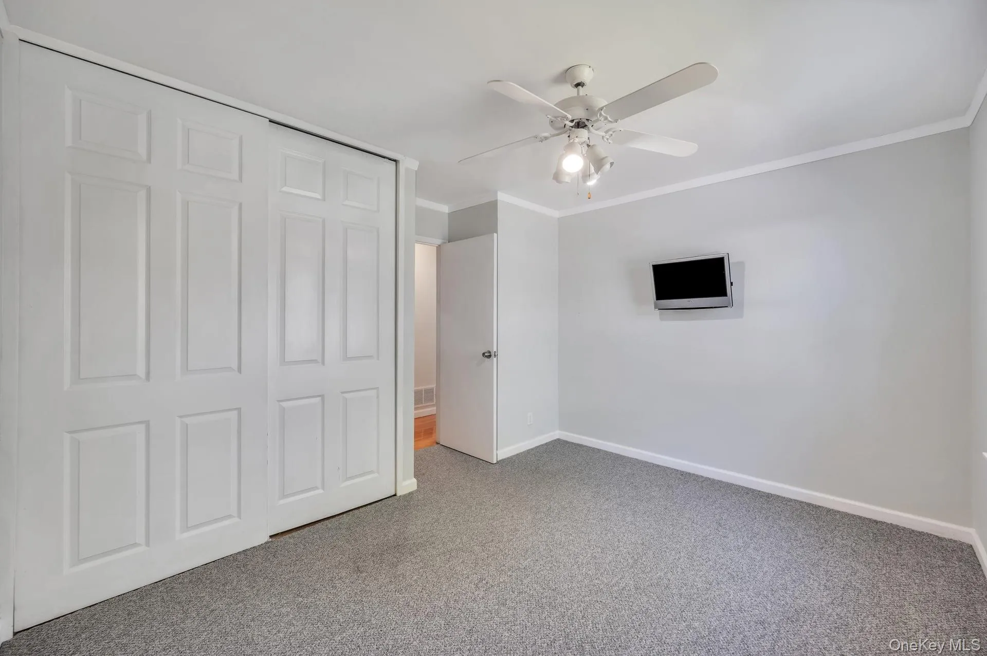 729 Ent Avenue, Southampton, NY, 3 Bedrooms Bedrooms, 7 Rooms Rooms,2 BathroomsBathrooms,Residential,For Rent,Ent,0,993400 729 Ent Avenue, Southampton, NY, 3 Bedrooms Bedrooms, 7 Rooms Rooms,2 BathroomsBathrooms,Residential,For Rent,Ent,0,993400