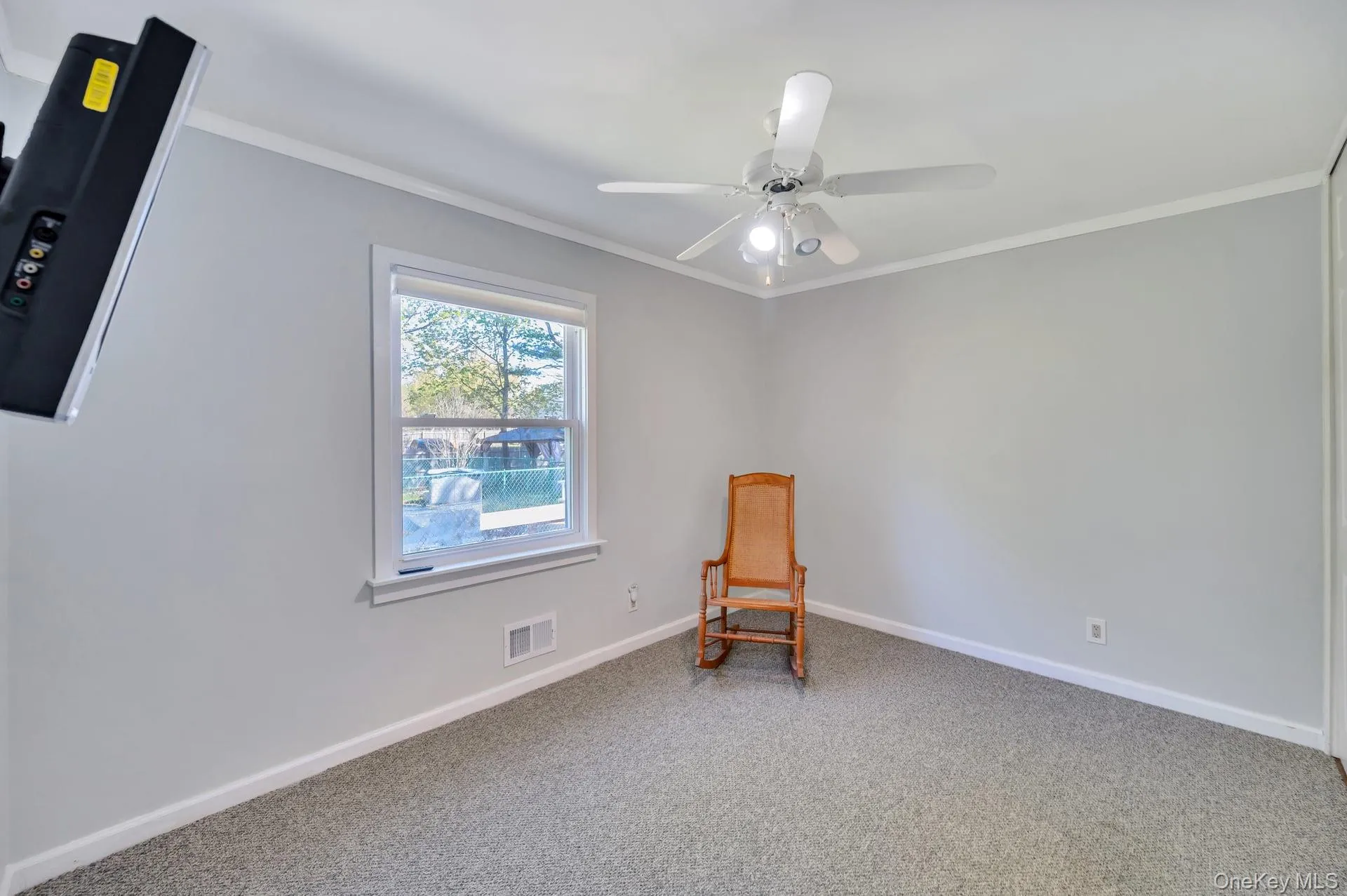 729 Ent Avenue, Southampton, NY, 3 Bedrooms Bedrooms, 7 Rooms Rooms,2 BathroomsBathrooms,Residential,For Rent,Ent,0,993400 729 Ent Avenue, Southampton, NY, 3 Bedrooms Bedrooms, 7 Rooms Rooms,2 BathroomsBathrooms,Residential,For Rent,Ent,0,993400