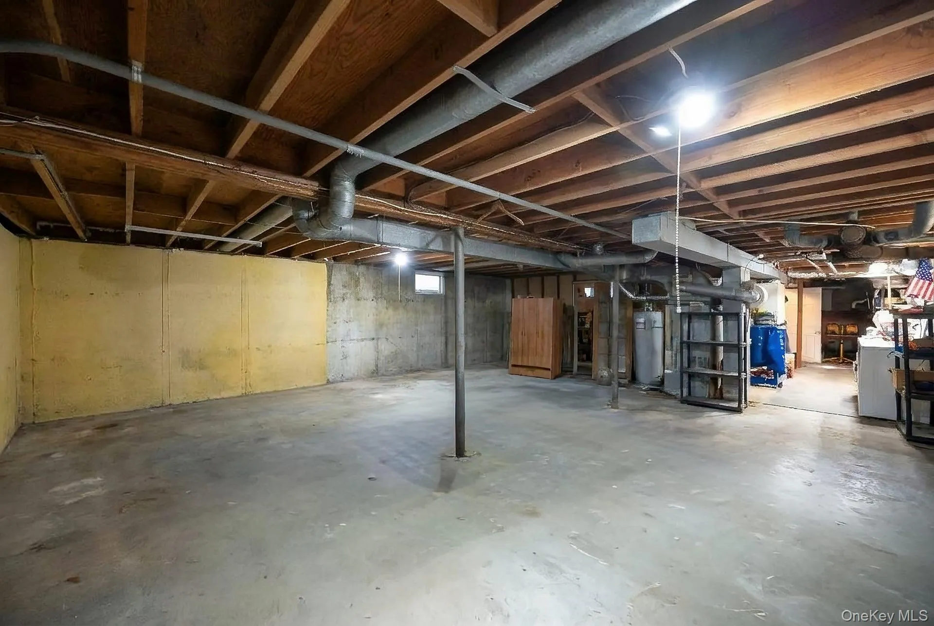 729 Ent Avenue, Southampton, NY, 3 Bedrooms Bedrooms, 7 Rooms Rooms,2 BathroomsBathrooms,Residential,For Rent,Ent,0,993400 729 Ent Avenue, Southampton, NY, 3 Bedrooms Bedrooms, 7 Rooms Rooms,2 BathroomsBathrooms,Residential,For Rent,Ent,0,993400