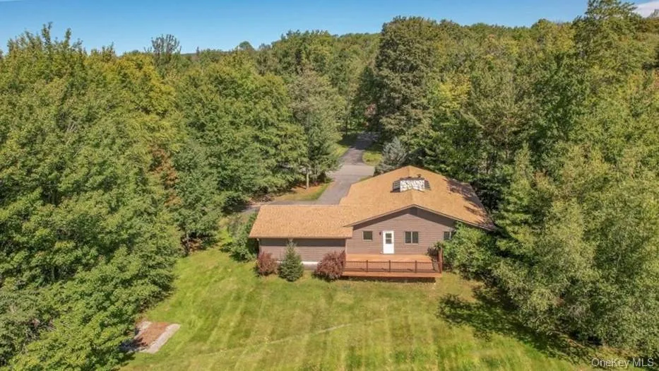 48 Mahogany Lane, Liberty, NY, 3 Bedrooms Bedrooms, 7 Rooms Rooms,2 BathroomsBathrooms,Residential,For Rent,Mahogany,0,993405 48 Mahogany Lane, Liberty, NY, 3 Bedrooms Bedrooms, 7 Rooms Rooms,2 BathroomsBathrooms,Residential,For Rent,Mahogany,0,993405