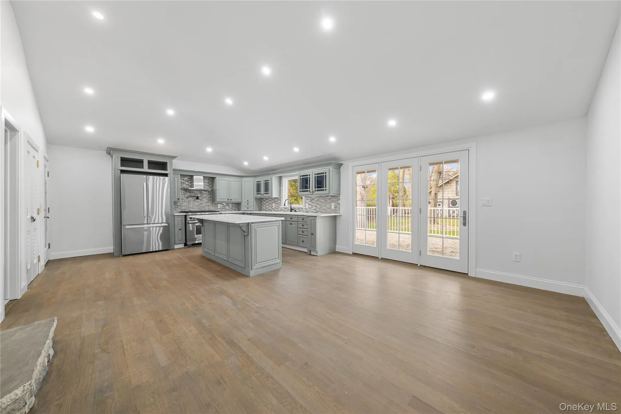 257 Southlawn Avenue, Islip, NY, 3 Bedrooms Bedrooms, 8 Rooms Rooms,2 BathroomsBathrooms,Residential Lease,For Rent,Southlawn,0,993410 257 Southlawn Avenue, Islip, NY, 3 Bedrooms Bedrooms, 8 Rooms Rooms,2 BathroomsBathrooms,Residential Lease,For Rent,Southlawn,0,993410