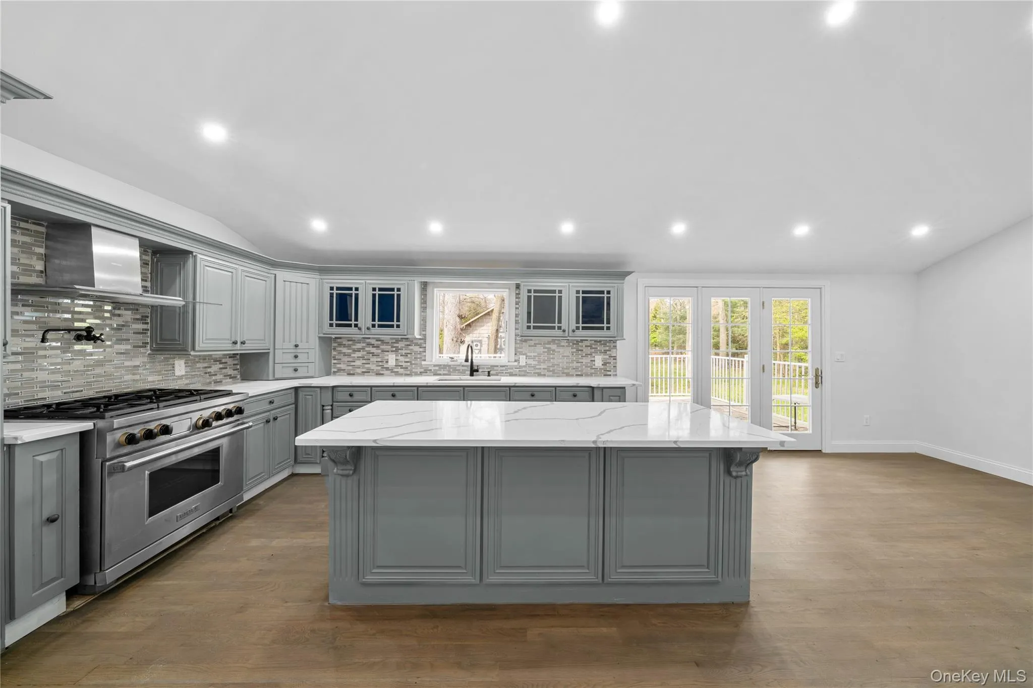 257 Southlawn Avenue, Islip, NY, 3 Bedrooms Bedrooms, 8 Rooms Rooms,2 BathroomsBathrooms,Residential Lease,For Rent,Southlawn,0,993410 257 Southlawn Avenue, Islip, NY, 3 Bedrooms Bedrooms, 8 Rooms Rooms,2 BathroomsBathrooms,Residential Lease,For Rent,Southlawn,0,993410