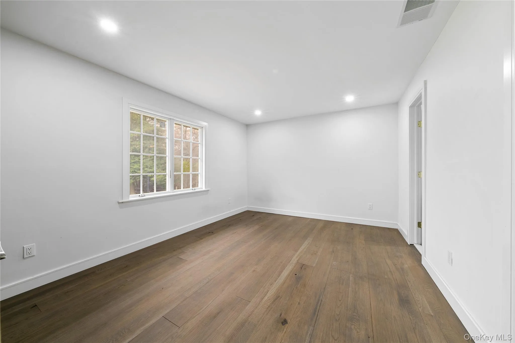 257 Southlawn Avenue, Islip, NY, 3 Bedrooms Bedrooms, 8 Rooms Rooms,2 BathroomsBathrooms,Residential Lease,For Rent,Southlawn,0,993410 257 Southlawn Avenue, Islip, NY, 3 Bedrooms Bedrooms, 8 Rooms Rooms,2 BathroomsBathrooms,Residential Lease,For Rent,Southlawn,0,993410
