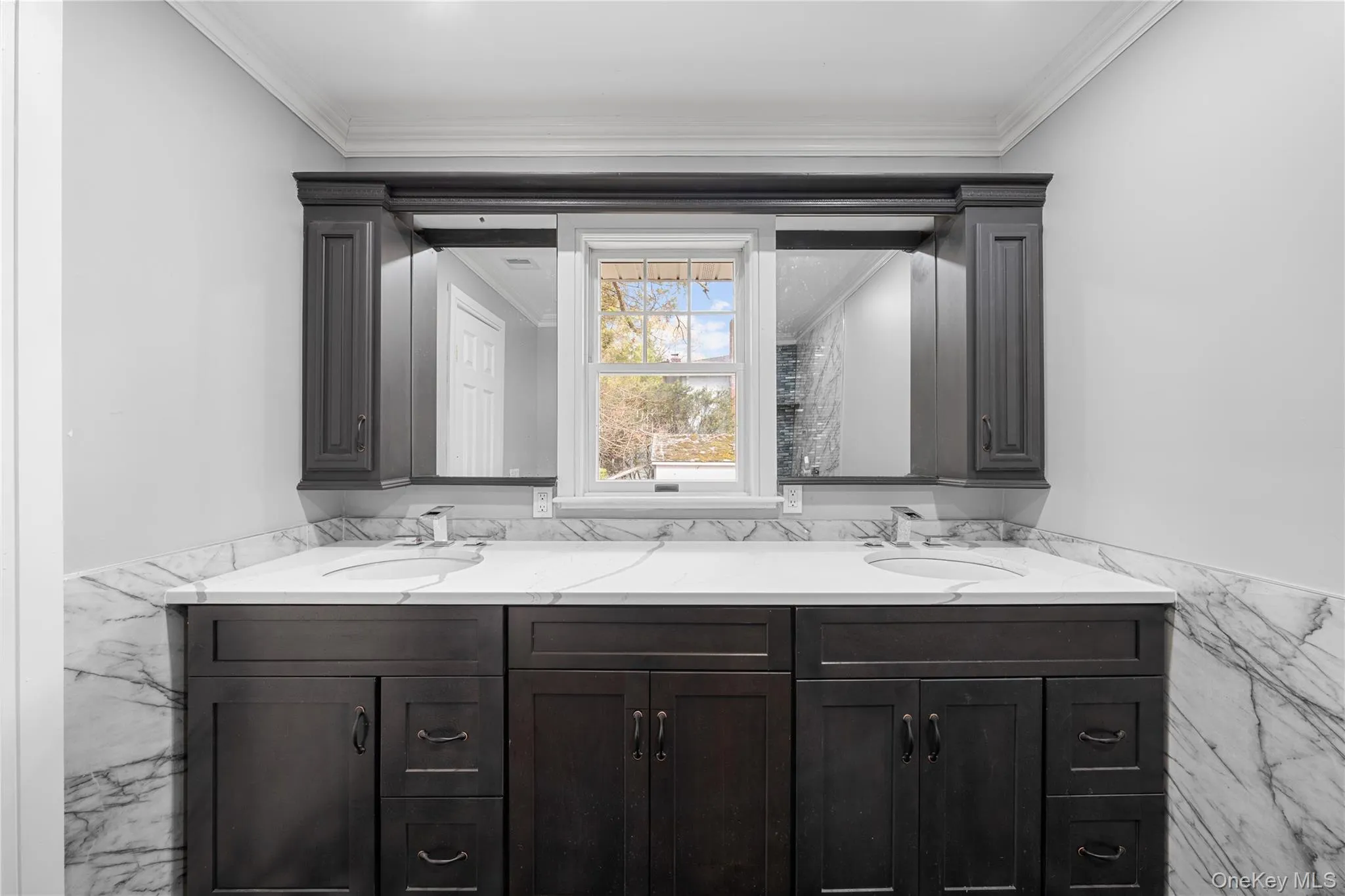 257 Southlawn Avenue, Islip, NY, 3 Bedrooms Bedrooms, 8 Rooms Rooms,2 BathroomsBathrooms,Residential Lease,For Rent,Southlawn,0,993410 257 Southlawn Avenue, Islip, NY, 3 Bedrooms Bedrooms, 8 Rooms Rooms,2 BathroomsBathrooms,Residential Lease,For Rent,Southlawn,0,993410