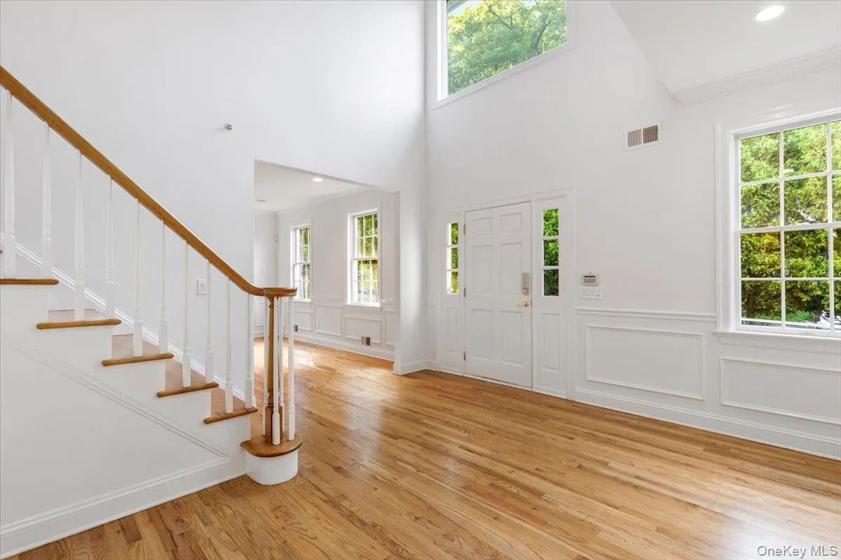 2 Saunders Street, Greenburgh, NY, 4 Bedrooms Bedrooms, 13 Rooms Rooms,3 BathroomsBathrooms,Residential,For Rent,Saunders,0,993414 2 Saunders Street, Greenburgh, NY, 4 Bedrooms Bedrooms, 13 Rooms Rooms,3 BathroomsBathrooms,Residential,For Rent,Saunders,0,993414