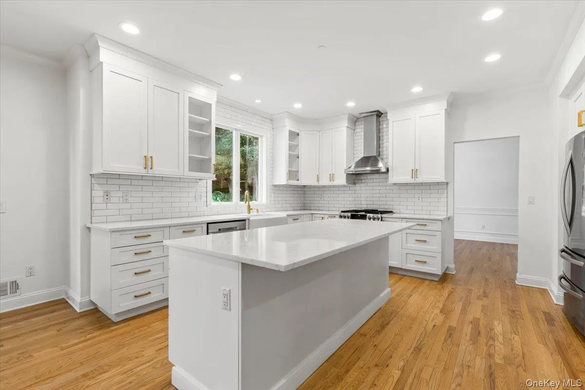 2 Saunders Street, Greenburgh, NY, 4 Bedrooms Bedrooms, 13 Rooms Rooms,3 BathroomsBathrooms,Residential,For Rent,Saunders,0,993414 2 Saunders Street, Greenburgh, NY, 4 Bedrooms Bedrooms, 13 Rooms Rooms,3 BathroomsBathrooms,Residential,For Rent,Saunders,0,993414