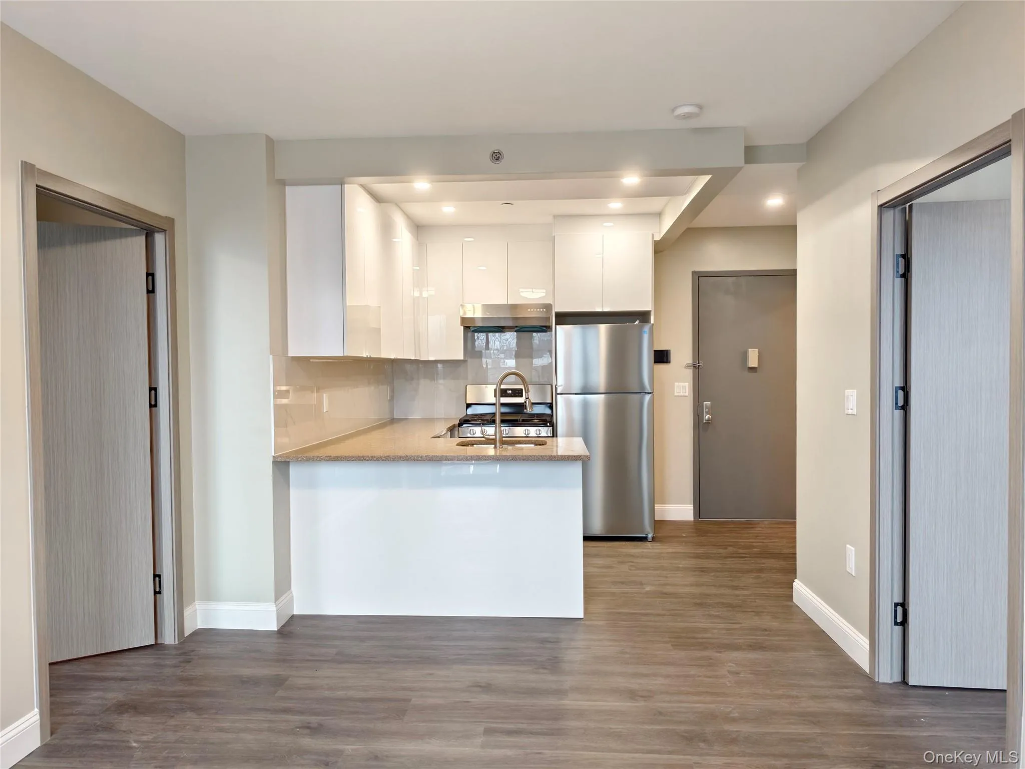 163-07 72nd Ave, New York, NY, 2 Bedrooms Bedrooms, 6 Rooms Rooms,2 BathroomsBathrooms,Residential Lease,For Rent,72nd Ave,0,993460 163-07 72nd Ave, New York, NY, 2 Bedrooms Bedrooms, 6 Rooms Rooms,2 BathroomsBathrooms,Residential Lease,For Rent,72nd Ave,0,993460