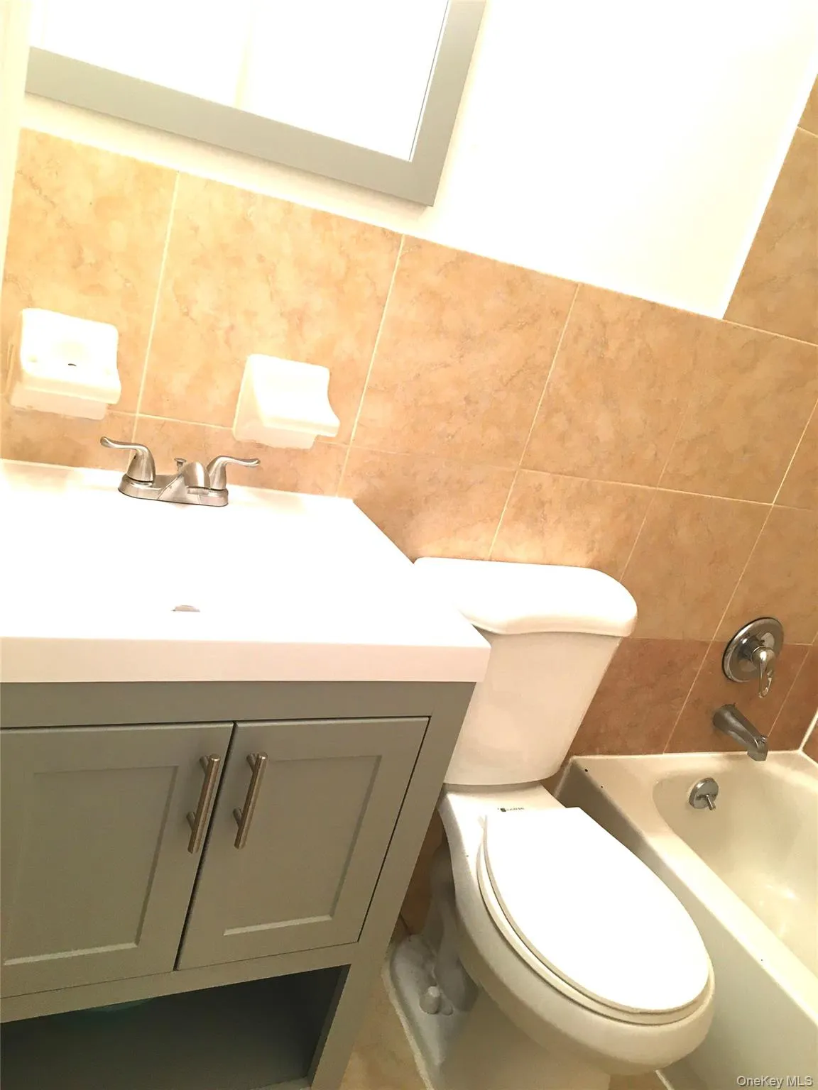 8281 88th Place, New York, NY, 3 Bedrooms Bedrooms, 7 Rooms Rooms,2 BathroomsBathrooms,Residential Lease,For Rent,88th,0,993467 8281 88th Place, New York, NY, 3 Bedrooms Bedrooms, 7 Rooms Rooms,2 BathroomsBathrooms,Residential Lease,For Rent,88th,0,993467