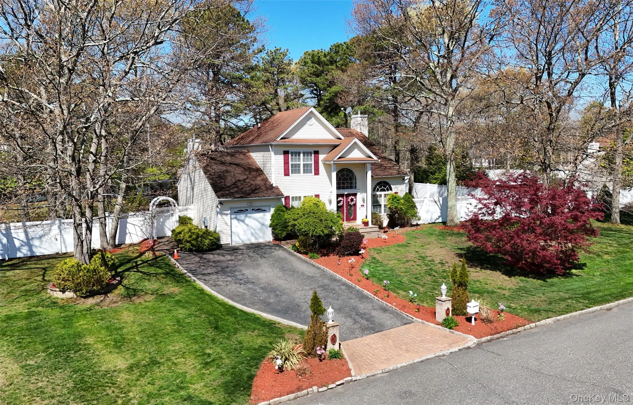 16 Winterberry Drive, Brookhaven, NY, 3 Bedrooms Bedrooms, 8 Rooms Rooms,2 BathroomsBathrooms,Residential,For Rent,Winterberry,0,993470 16 Winterberry Drive, Brookhaven, NY, 3 Bedrooms Bedrooms, 8 Rooms Rooms,2 BathroomsBathrooms,Residential,For Rent,Winterberry,0,993470