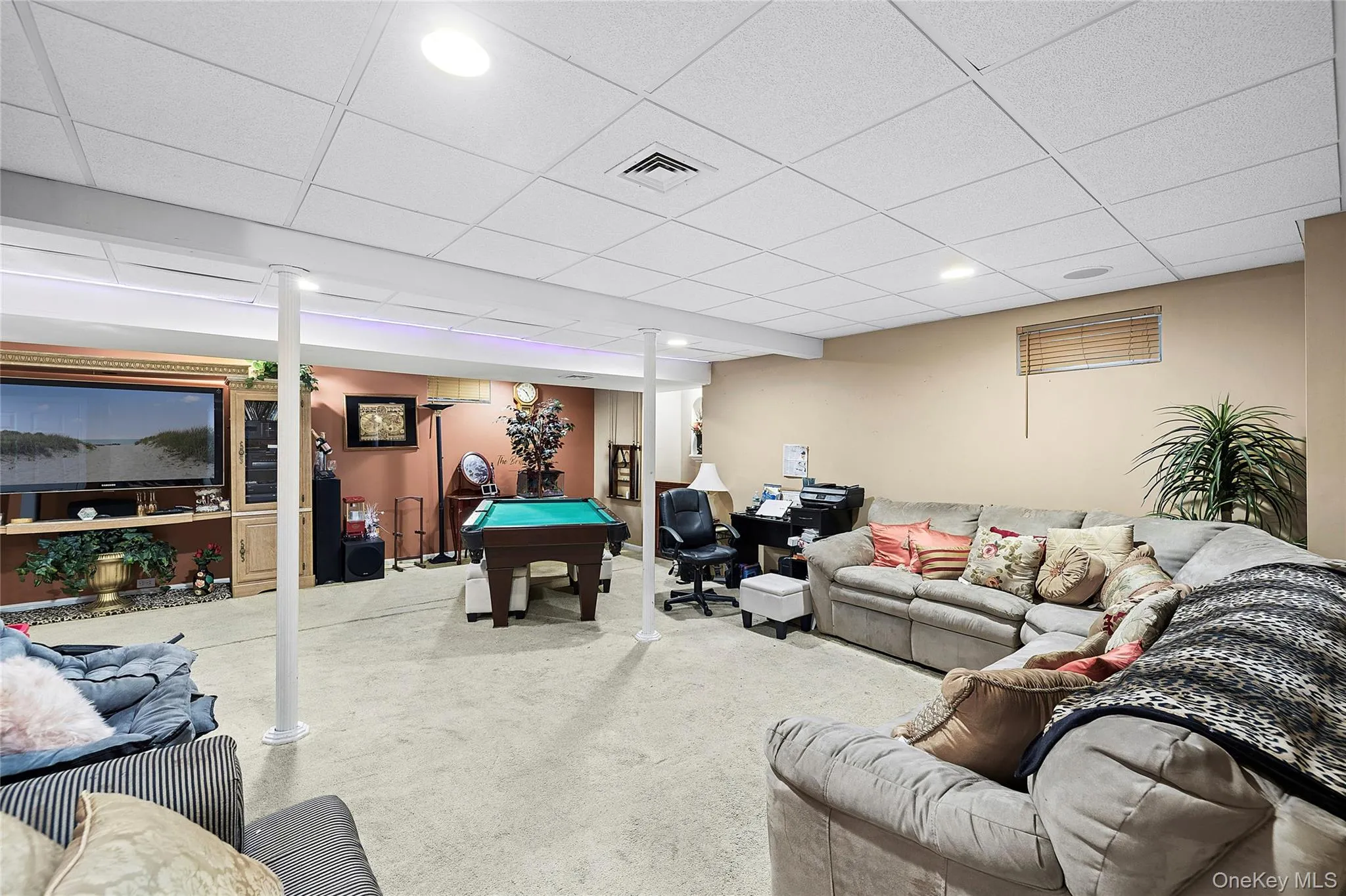 16 Winterberry Drive, Brookhaven, NY, 3 Bedrooms Bedrooms, 8 Rooms Rooms,2 BathroomsBathrooms,Residential,For Rent,Winterberry,0,993470 16 Winterberry Drive, Brookhaven, NY, 3 Bedrooms Bedrooms, 8 Rooms Rooms,2 BathroomsBathrooms,Residential,For Rent,Winterberry,0,993470