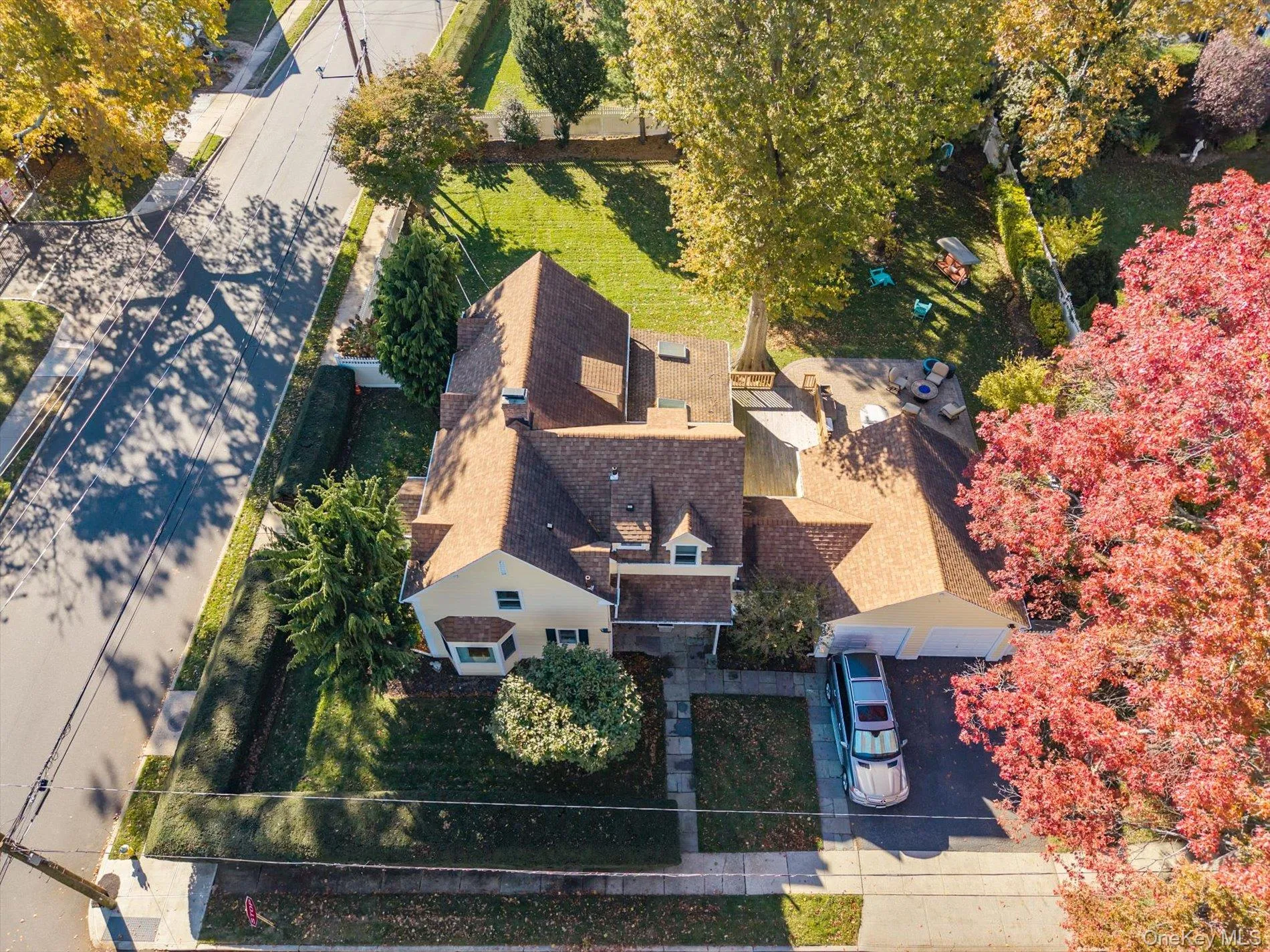 61 Drexel Avenue, North Hempstead, NY, 5 Bedrooms Bedrooms, 11 Rooms Rooms,3 BathroomsBathrooms,Residential,For Rent,Drexel,0,993474 61 Drexel Avenue, North Hempstead, NY, 5 Bedrooms Bedrooms, 11 Rooms Rooms,3 BathroomsBathrooms,Residential,For Rent,Drexel,0,993474