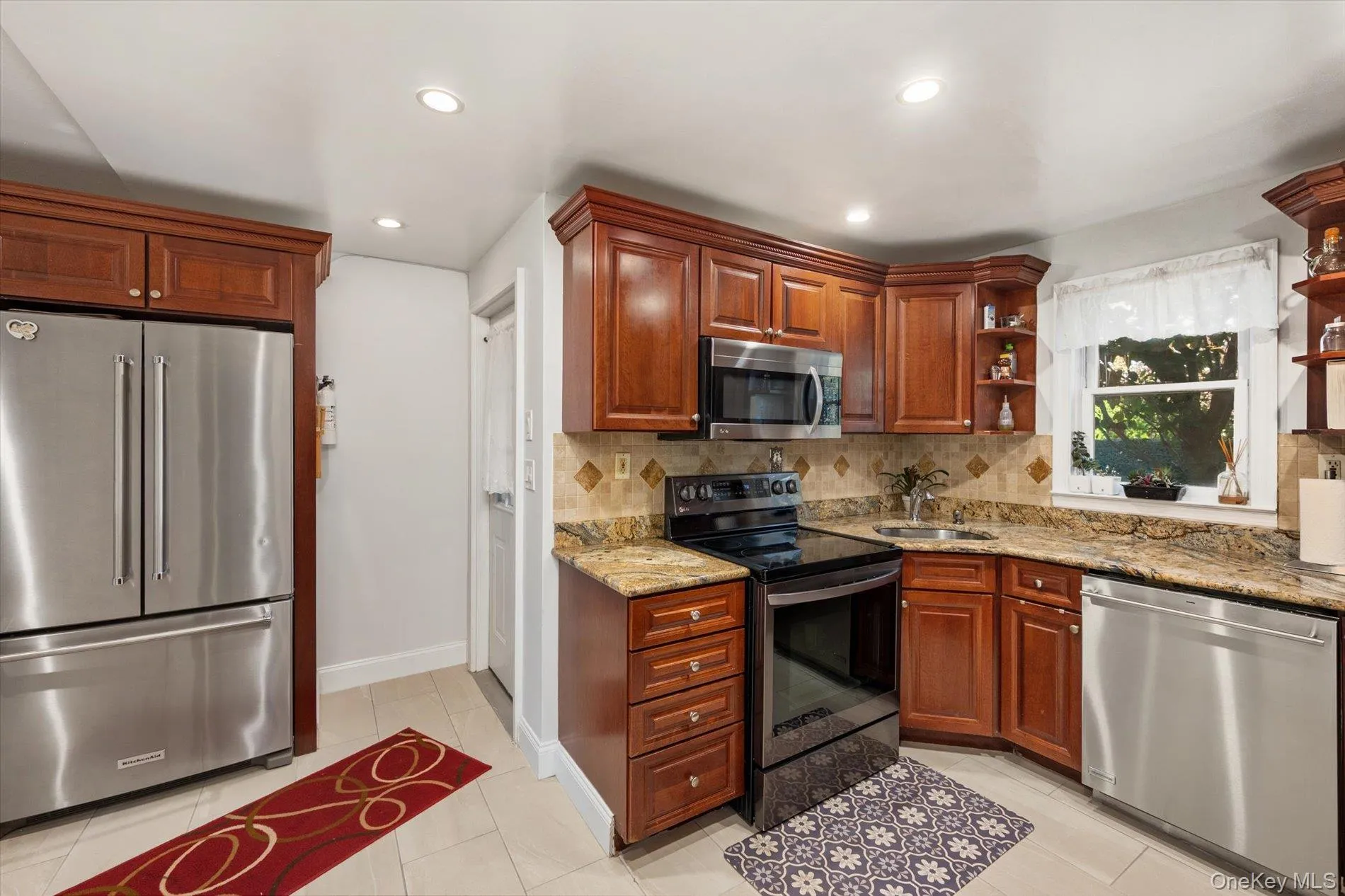 61 Drexel Avenue, North Hempstead, NY, 5 Bedrooms Bedrooms, 11 Rooms Rooms,3 BathroomsBathrooms,Residential,For Rent,Drexel,0,993474 61 Drexel Avenue, North Hempstead, NY, 5 Bedrooms Bedrooms, 11 Rooms Rooms,3 BathroomsBathrooms,Residential,For Rent,Drexel,0,993474