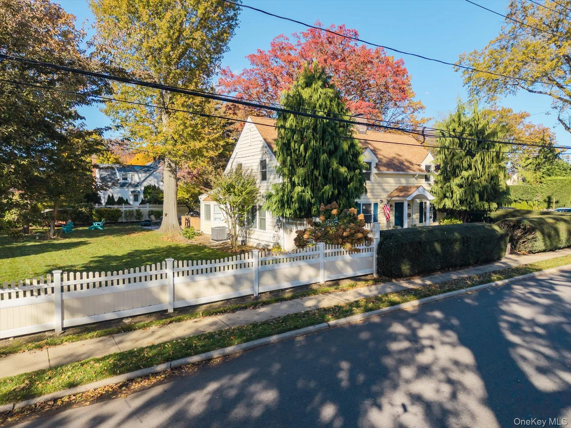 61 Drexel Avenue, North Hempstead, NY, 5 Bedrooms Bedrooms, 11 Rooms Rooms,3 BathroomsBathrooms,Residential,For Rent,Drexel,0,993474 61 Drexel Avenue, North Hempstead, NY, 5 Bedrooms Bedrooms, 11 Rooms Rooms,3 BathroomsBathrooms,Residential,For Rent,Drexel,0,993474