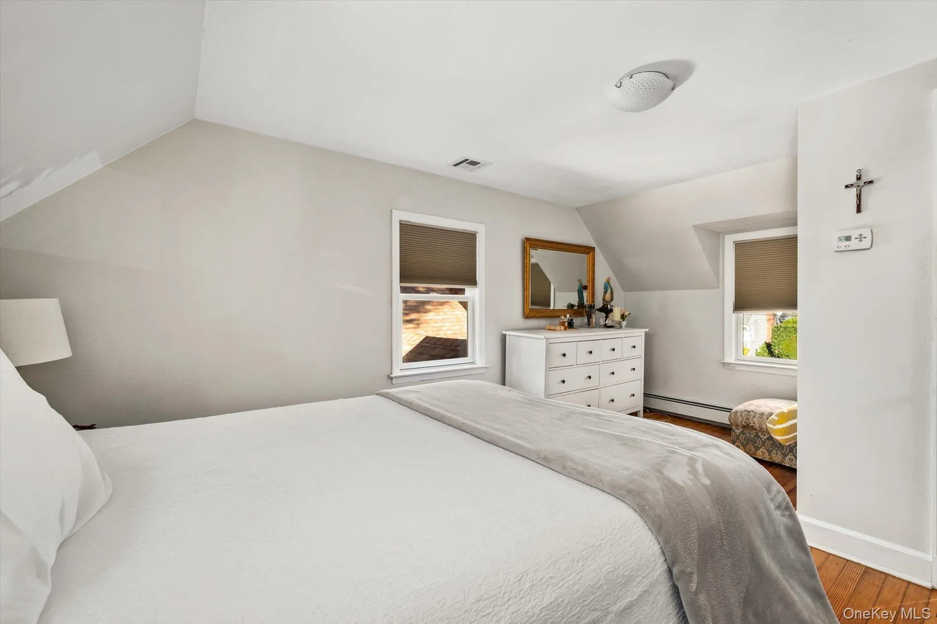 61 Drexel Avenue, North Hempstead, NY, 5 Bedrooms Bedrooms, 11 Rooms Rooms,3 BathroomsBathrooms,Residential,For Rent,Drexel,0,993474 61 Drexel Avenue, North Hempstead, NY, 5 Bedrooms Bedrooms, 11 Rooms Rooms,3 BathroomsBathrooms,Residential,For Rent,Drexel,0,993474