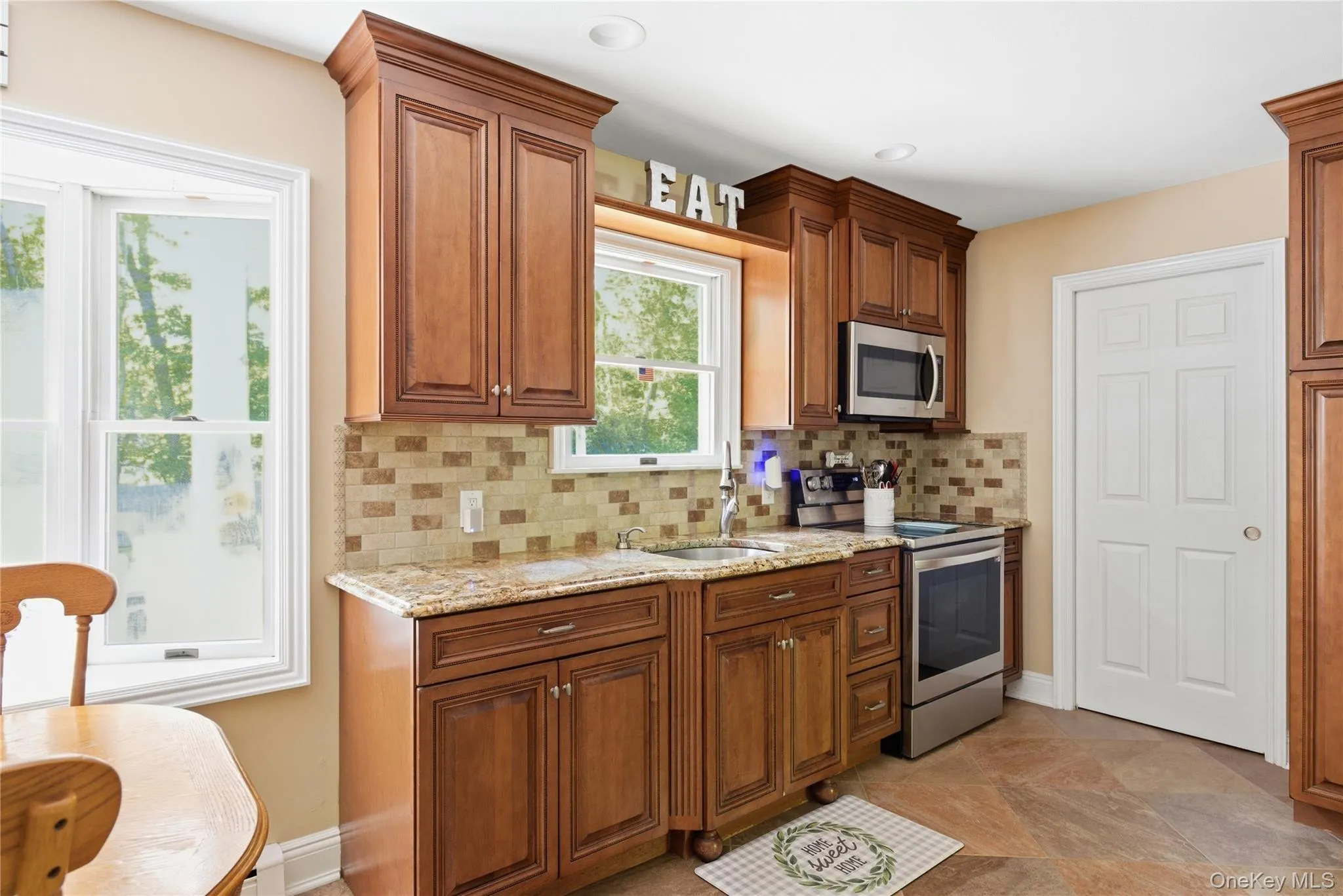 30 Scenic Hills Drive, Brookhaven, NY, 3 Bedrooms Bedrooms, 5 Rooms Rooms,1 BathroomBathrooms,Residential,For Rent,Scenic Hills,0,993478 30 Scenic Hills Drive, Brookhaven, NY, 3 Bedrooms Bedrooms, 5 Rooms Rooms,1 BathroomBathrooms,Residential,For Rent,Scenic Hills,0,993478