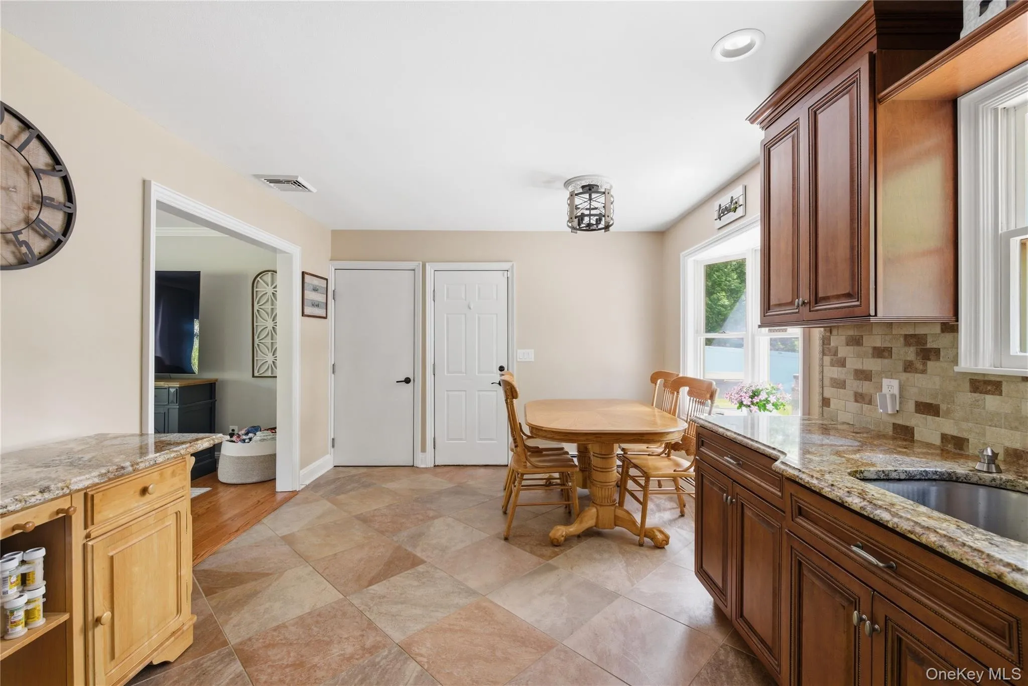 30 Scenic Hills Drive, Brookhaven, NY, 3 Bedrooms Bedrooms, 5 Rooms Rooms,1 BathroomBathrooms,Residential,For Rent,Scenic Hills,0,993478 30 Scenic Hills Drive, Brookhaven, NY, 3 Bedrooms Bedrooms, 5 Rooms Rooms,1 BathroomBathrooms,Residential,For Rent,Scenic Hills,0,993478