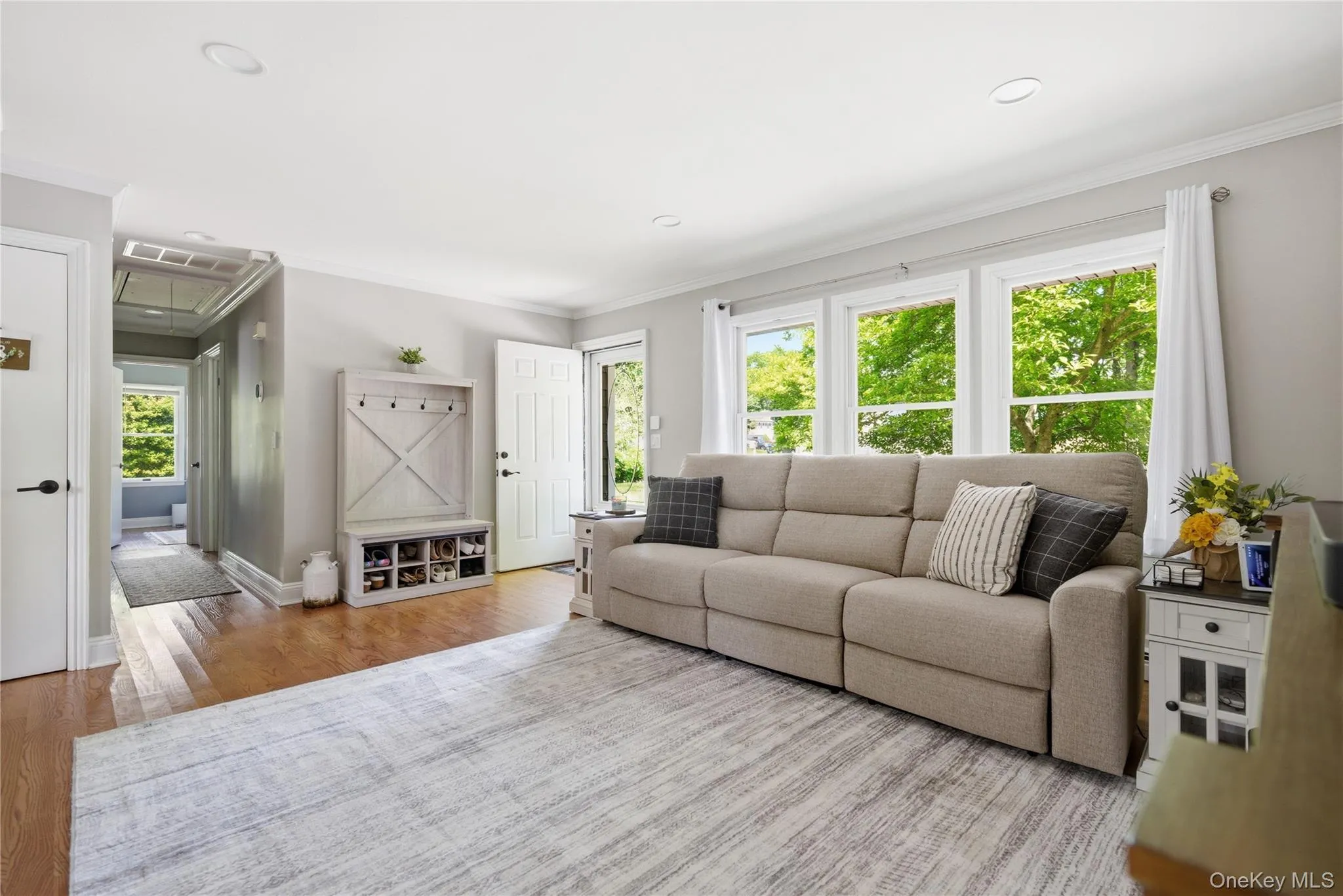 30 Scenic Hills Drive, Brookhaven, NY, 3 Bedrooms Bedrooms, 5 Rooms Rooms,1 BathroomBathrooms,Residential,For Rent,Scenic Hills,0,993478 30 Scenic Hills Drive, Brookhaven, NY, 3 Bedrooms Bedrooms, 5 Rooms Rooms,1 BathroomBathrooms,Residential,For Rent,Scenic Hills,0,993478