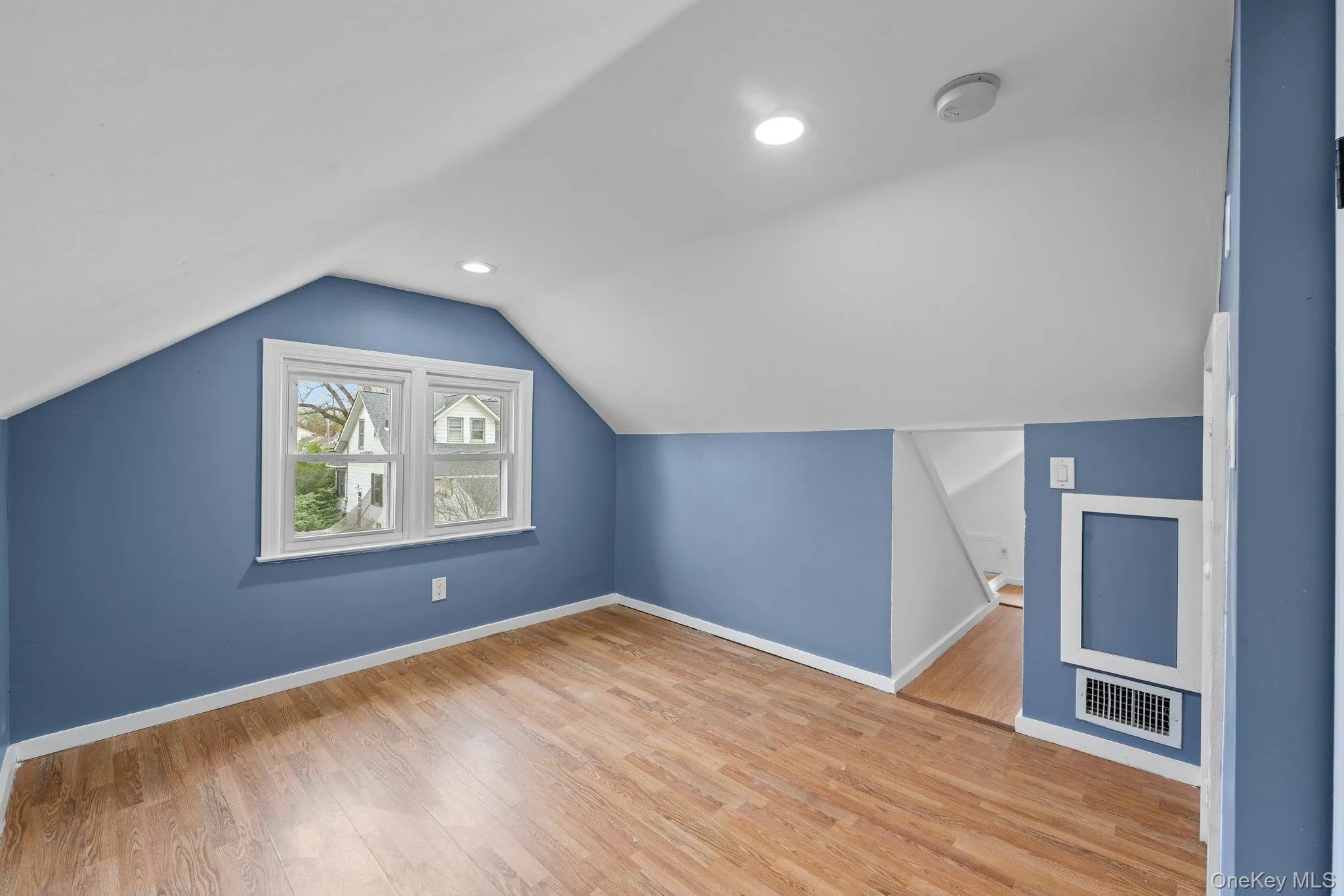 218 Islip Boulevard, Islip, NY, 3 Bedrooms Bedrooms, 6 Rooms Rooms,1 BathroomBathrooms,Residential Lease,For Rent,Islip,0,993489 218 Islip Boulevard, Islip, NY, 3 Bedrooms Bedrooms, 6 Rooms Rooms,1 BathroomBathrooms,Residential Lease,For Rent,Islip,0,993489