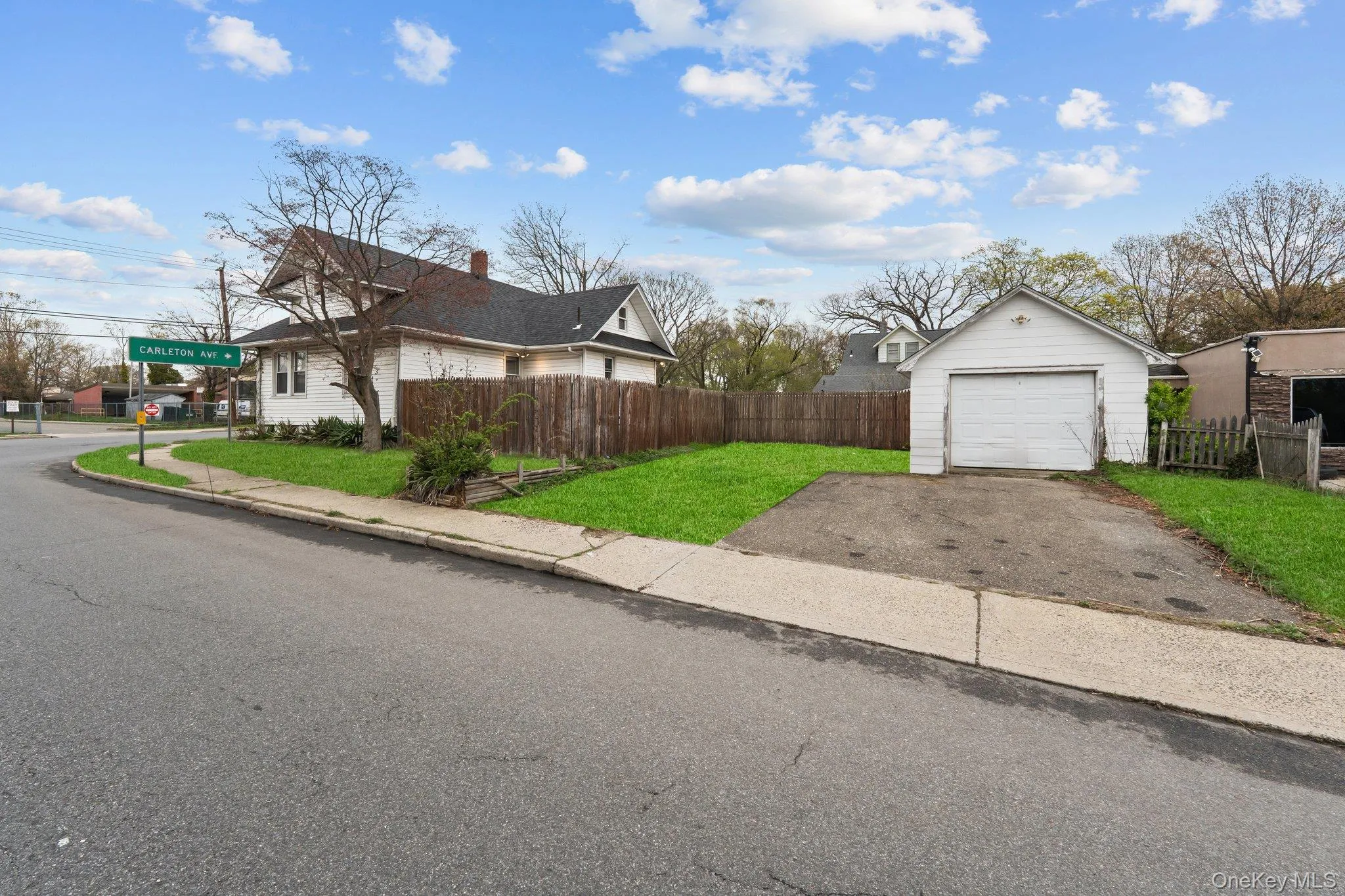 218 Islip Boulevard, Islip, NY, 3 Bedrooms Bedrooms, 6 Rooms Rooms,1 BathroomBathrooms,Residential Lease,For Rent,Islip,0,993489 218 Islip Boulevard, Islip, NY, 3 Bedrooms Bedrooms, 6 Rooms Rooms,1 BathroomBathrooms,Residential Lease,For Rent,Islip,0,993489