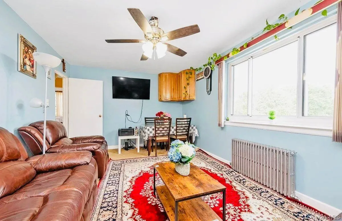 245-24 77 Crescent, New York, NY, 2 Bedrooms Bedrooms, 4 Rooms Rooms,1 BathroomBathrooms,Residential Lease,For Rent,77,0,993499 245-24 77 Crescent, New York, NY, 2 Bedrooms Bedrooms, 4 Rooms Rooms,1 BathroomBathrooms,Residential Lease,For Rent,77,0,993499