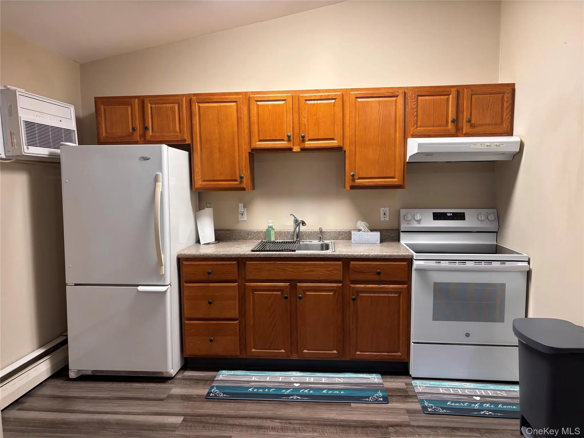 62 Tonopan Street, Brookhaven, NY, 1 Bedroom Bedrooms, 3 Rooms Rooms,1 BathroomBathrooms,Residential Lease,For Rent,Tonopan,0,993501 62 Tonopan Street, Brookhaven, NY, 1 Bedroom Bedrooms, 3 Rooms Rooms,1 BathroomBathrooms,Residential Lease,For Rent,Tonopan,0,993501