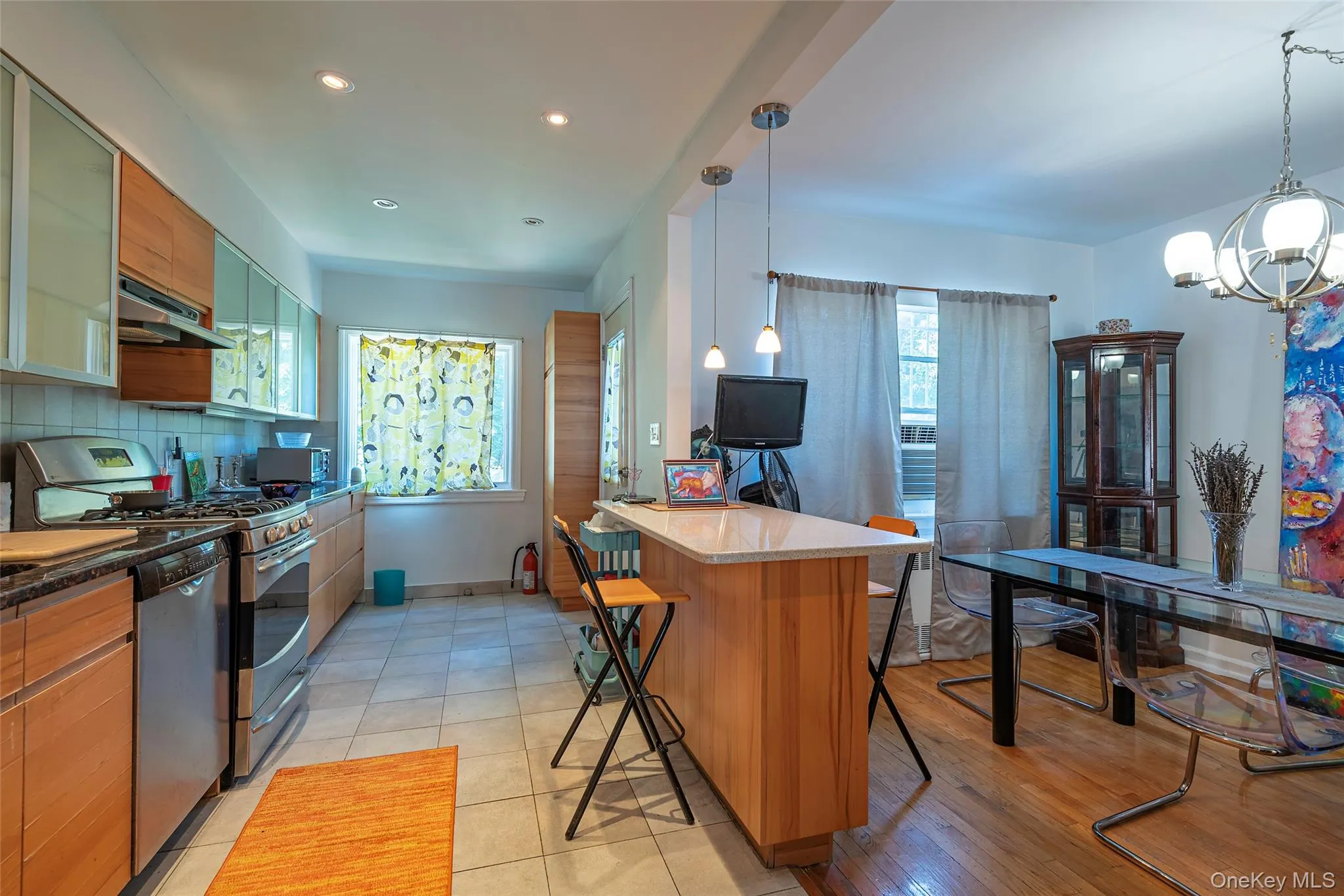 65-25 Alderton Street, New York, NY, 3 Bedrooms Bedrooms, 7 Rooms Rooms,2 BathroomsBathrooms,Residential Lease,For Rent,Alderton,0,993509 65-25 Alderton Street, New York, NY, 3 Bedrooms Bedrooms, 7 Rooms Rooms,2 BathroomsBathrooms,Residential Lease,For Rent,Alderton,0,993509