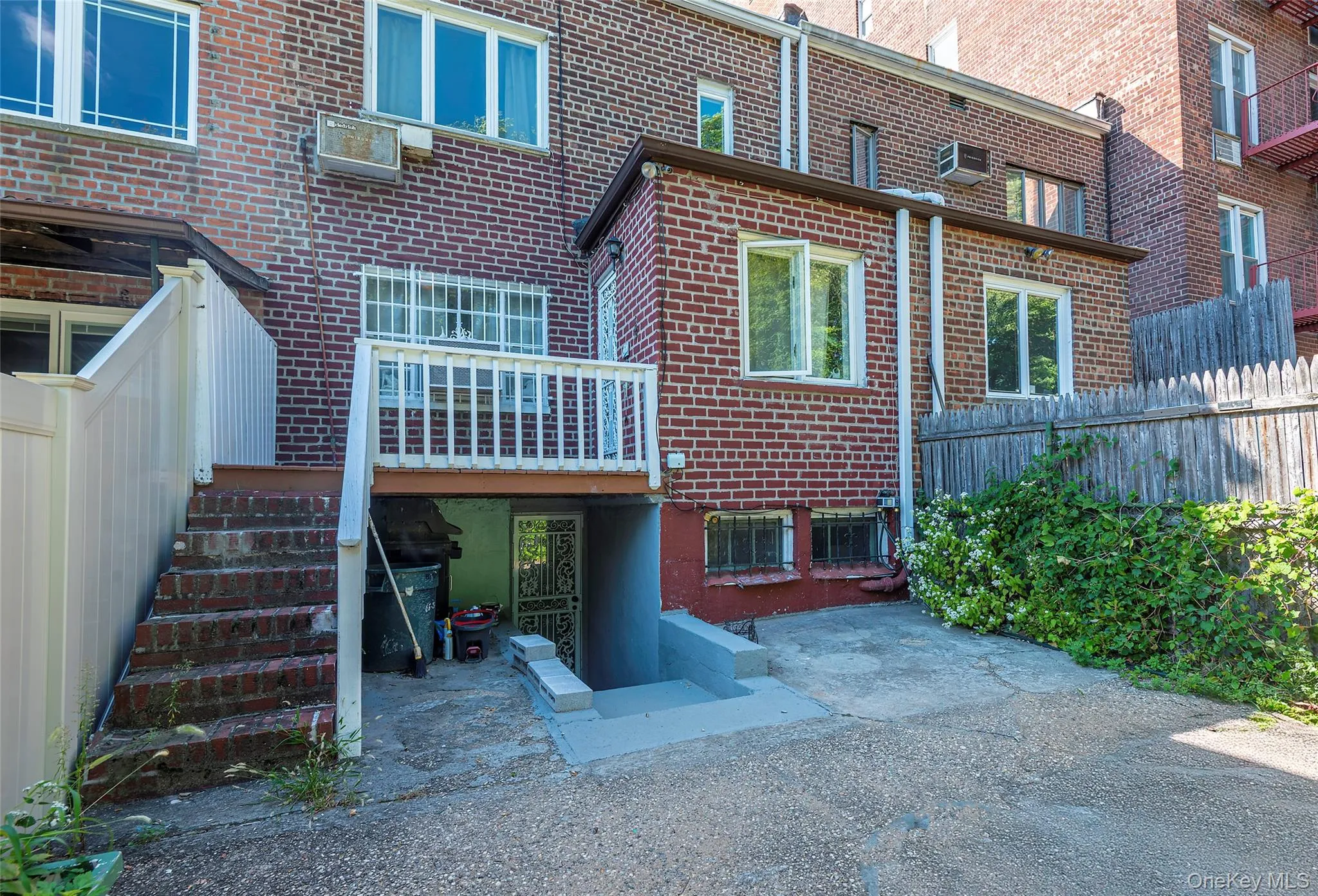 65-25 Alderton Street, New York, NY, 3 Bedrooms Bedrooms, 7 Rooms Rooms,2 BathroomsBathrooms,Residential Lease,For Rent,Alderton,0,993509 65-25 Alderton Street, New York, NY, 3 Bedrooms Bedrooms, 7 Rooms Rooms,2 BathroomsBathrooms,Residential Lease,For Rent,Alderton,0,993509