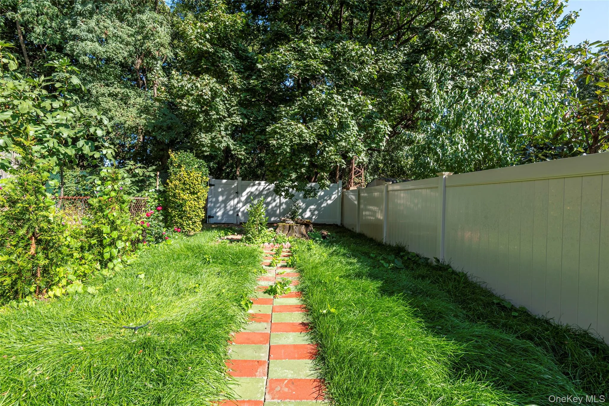 65-25 Alderton Street, New York, NY, 3 Bedrooms Bedrooms, 7 Rooms Rooms,2 BathroomsBathrooms,Residential Lease,For Rent,Alderton,0,993509 65-25 Alderton Street, New York, NY, 3 Bedrooms Bedrooms, 7 Rooms Rooms,2 BathroomsBathrooms,Residential Lease,For Rent,Alderton,0,993509