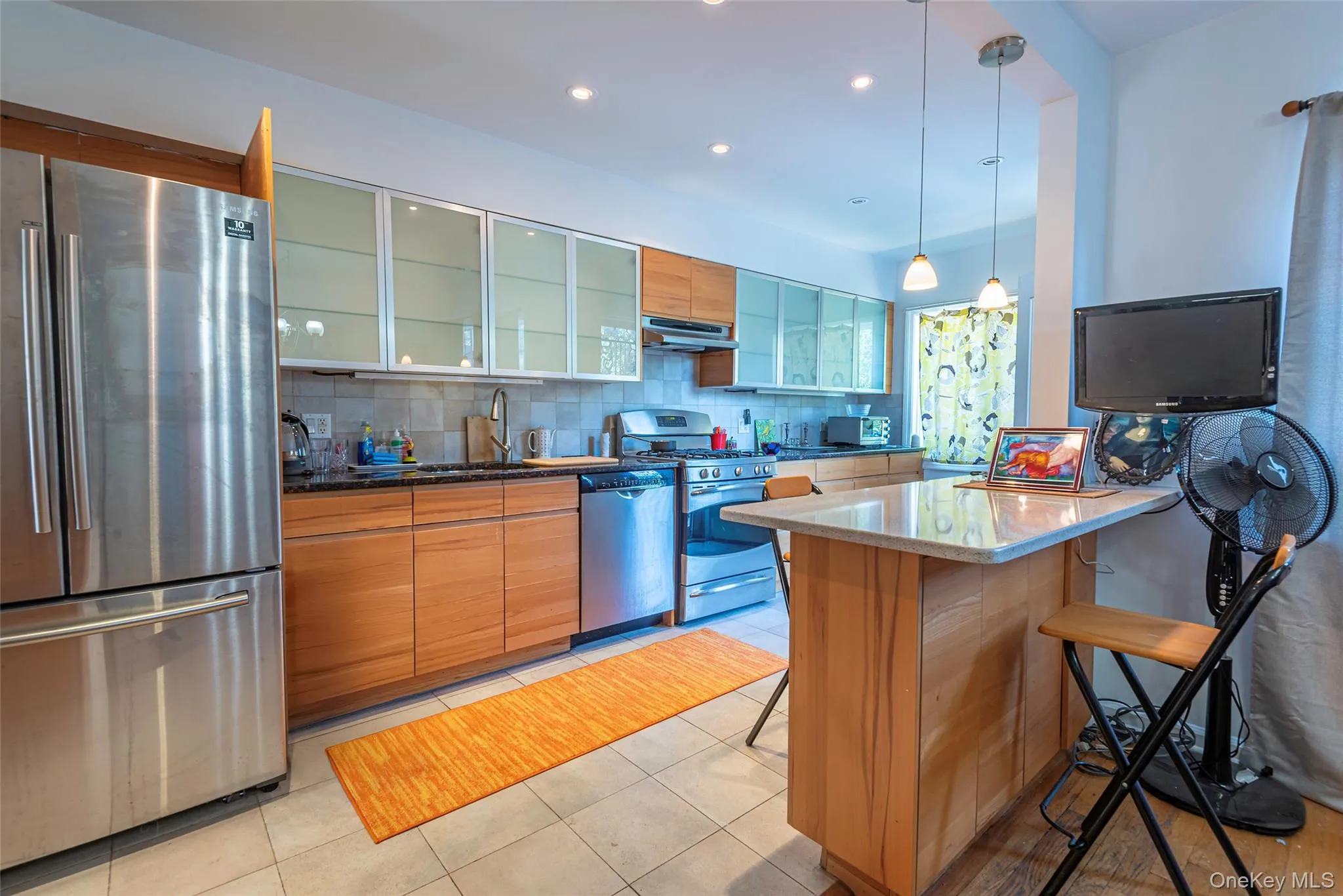 65-25 Alderton Street, New York, NY, 3 Bedrooms Bedrooms, 7 Rooms Rooms,2 BathroomsBathrooms,Residential Lease,For Rent,Alderton,0,993509 65-25 Alderton Street, New York, NY, 3 Bedrooms Bedrooms, 7 Rooms Rooms,2 BathroomsBathrooms,Residential Lease,For Rent,Alderton,0,993509