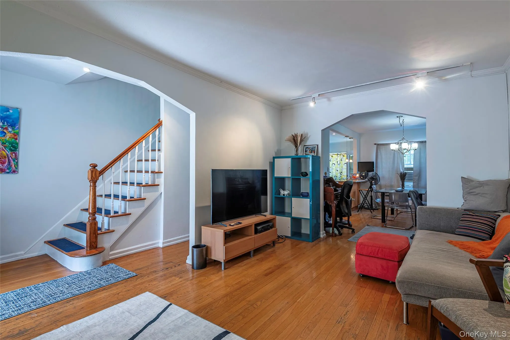65-25 Alderton Street, New York, NY, 3 Bedrooms Bedrooms, 7 Rooms Rooms,2 BathroomsBathrooms,Residential Lease,For Rent,Alderton,0,993509 65-25 Alderton Street, New York, NY, 3 Bedrooms Bedrooms, 7 Rooms Rooms,2 BathroomsBathrooms,Residential Lease,For Rent,Alderton,0,993509