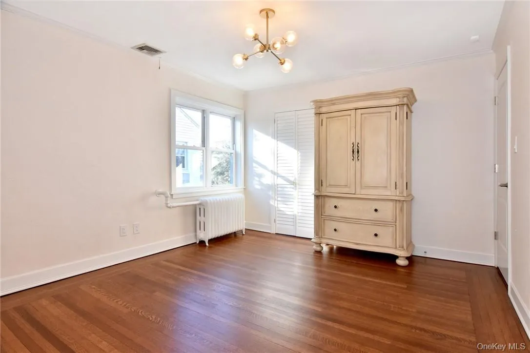 19 Longmeadow Road, Yonkers, NY, 3 Bedrooms Bedrooms, 8 Rooms Rooms,1 BathroomBathrooms,Residential Lease,For Rent,Longmeadow,0,993510 19 Longmeadow Road, Yonkers, NY, 3 Bedrooms Bedrooms, 8 Rooms Rooms,1 BathroomBathrooms,Residential Lease,For Rent,Longmeadow,0,993510