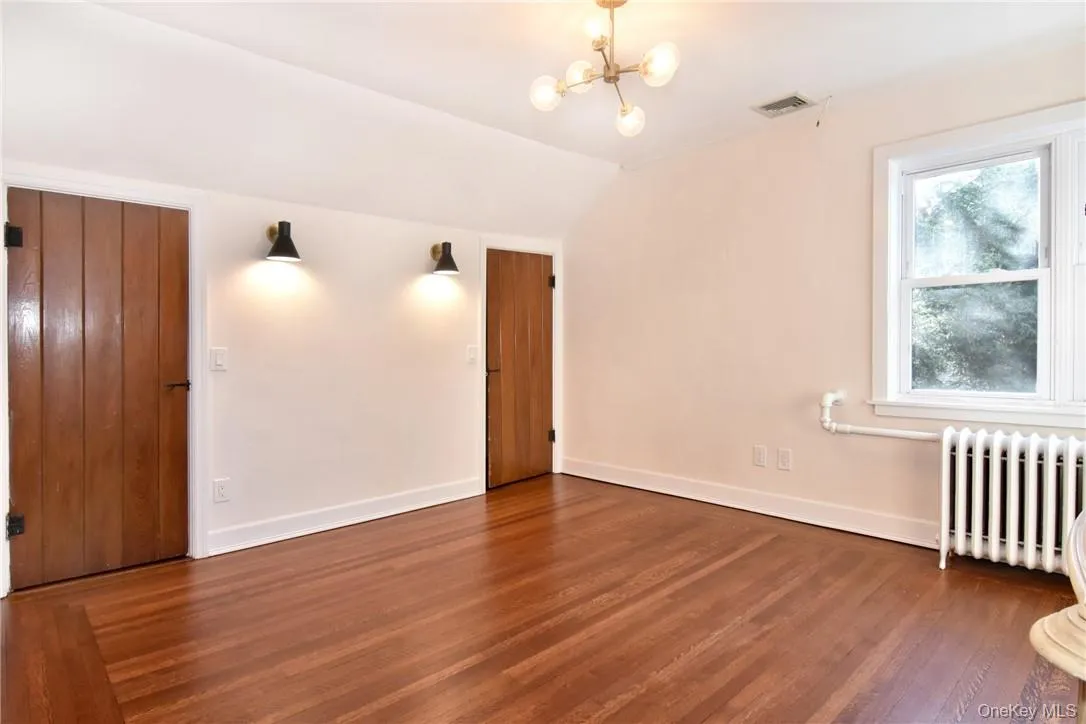 19 Longmeadow Road, Yonkers, NY, 3 Bedrooms Bedrooms, 8 Rooms Rooms,1 BathroomBathrooms,Residential Lease,For Rent,Longmeadow,0,993510 19 Longmeadow Road, Yonkers, NY, 3 Bedrooms Bedrooms, 8 Rooms Rooms,1 BathroomBathrooms,Residential Lease,For Rent,Longmeadow,0,993510