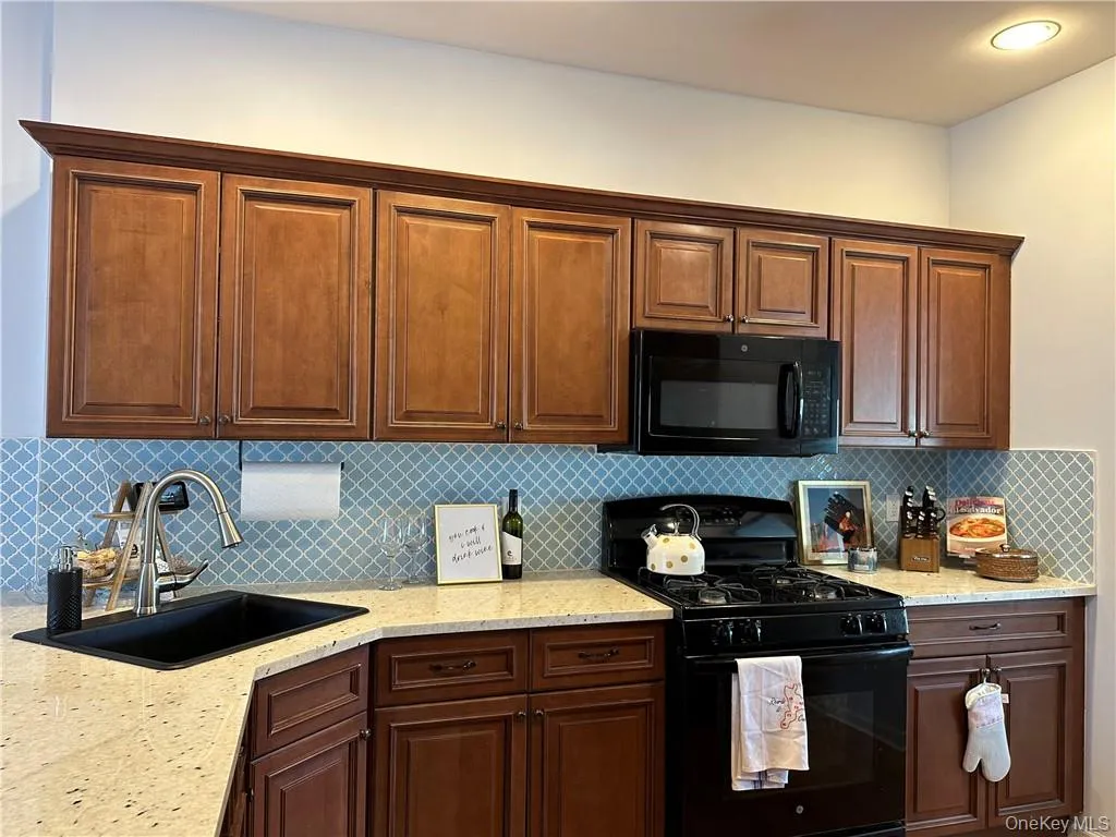 Ample cabinetry Ample cabinetry