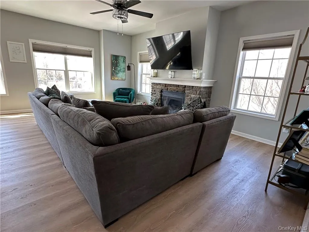 Hardwood flooring Hardwood flooring