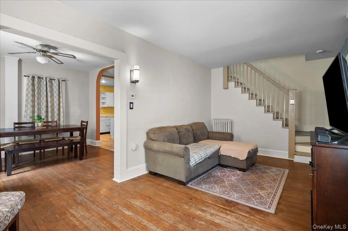 169 Dupont Avenue, Newburgh (city), NY, 2 Bedrooms Bedrooms, 5 Rooms Rooms,1 BathroomBathrooms,Residential,For Rent,Dupont,0,993531 169 Dupont Avenue, Newburgh (city), NY, 2 Bedrooms Bedrooms, 5 Rooms Rooms,1 BathroomBathrooms,Residential,For Rent,Dupont,0,993531