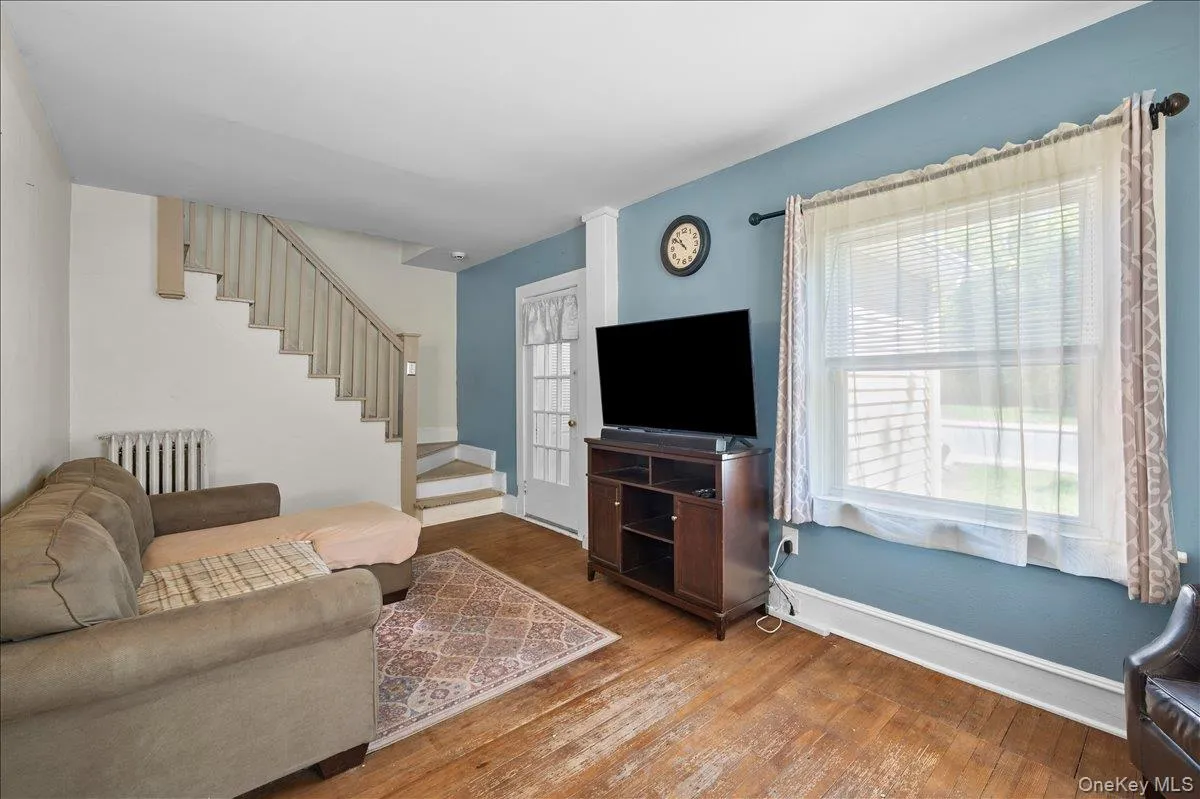 169 Dupont Avenue, Newburgh (city), NY, 2 Bedrooms Bedrooms, 5 Rooms Rooms,1 BathroomBathrooms,Residential,For Rent,Dupont,0,993531 169 Dupont Avenue, Newburgh (city), NY, 2 Bedrooms Bedrooms, 5 Rooms Rooms,1 BathroomBathrooms,Residential,For Rent,Dupont,0,993531
