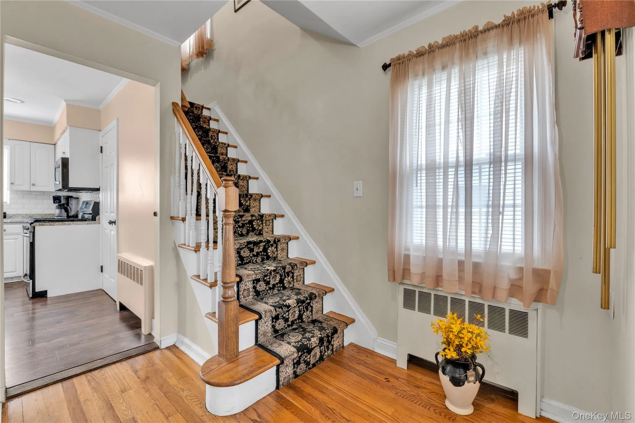275 New Hyde Park Road, Hempstead, NY, 3 Bedrooms Bedrooms, 7 Rooms Rooms,1 BathroomBathrooms,Residential,For Rent,New Hyde Park,0,993550 275 New Hyde Park Road, Hempstead, NY, 3 Bedrooms Bedrooms, 7 Rooms Rooms,1 BathroomBathrooms,Residential,For Rent,New Hyde Park,0,993550