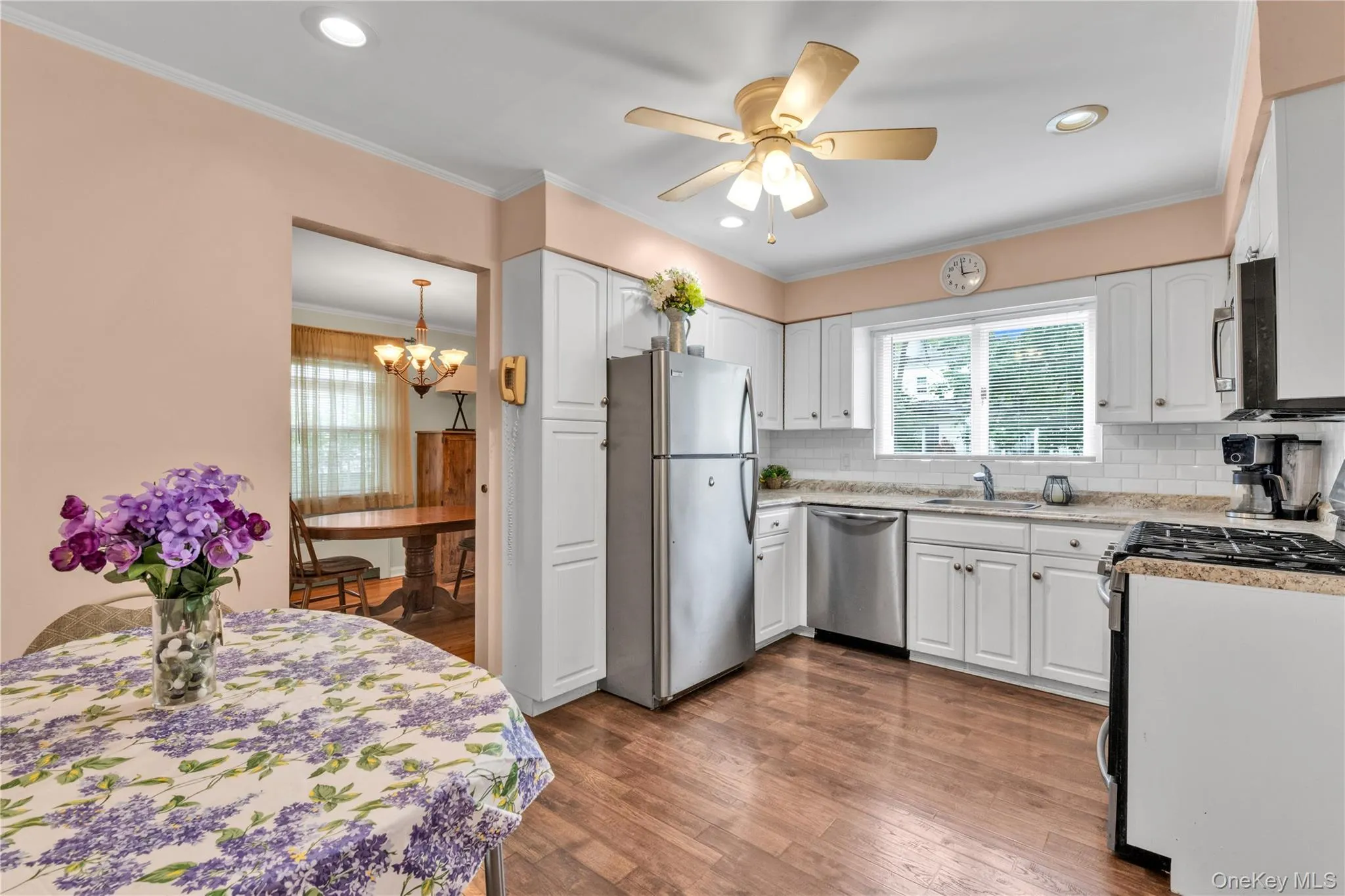 275 New Hyde Park Road, Hempstead, NY, 3 Bedrooms Bedrooms, 7 Rooms Rooms,1 BathroomBathrooms,Residential,For Rent,New Hyde Park,0,993550 275 New Hyde Park Road, Hempstead, NY, 3 Bedrooms Bedrooms, 7 Rooms Rooms,1 BathroomBathrooms,Residential,For Rent,New Hyde Park,0,993550