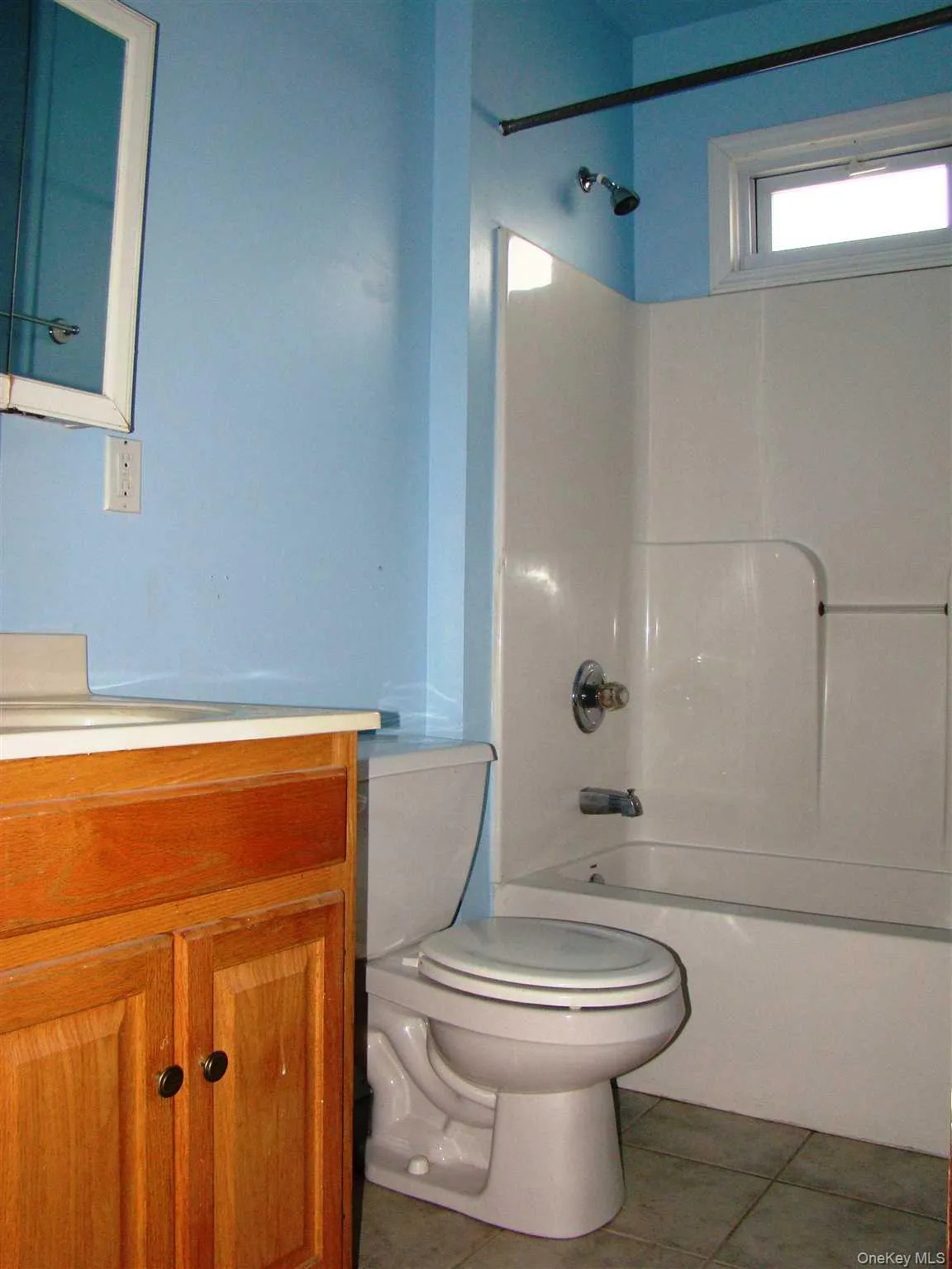 10 Worrall Avenue, Poughkeepsie, NY, 2 Bedrooms Bedrooms, 5 Rooms Rooms,1 BathroomBathrooms,Residential Lease,For Rent,Worrall,0,993554 10 Worrall Avenue, Poughkeepsie, NY, 2 Bedrooms Bedrooms, 5 Rooms Rooms,1 BathroomBathrooms,Residential Lease,For Rent,Worrall,0,993554
